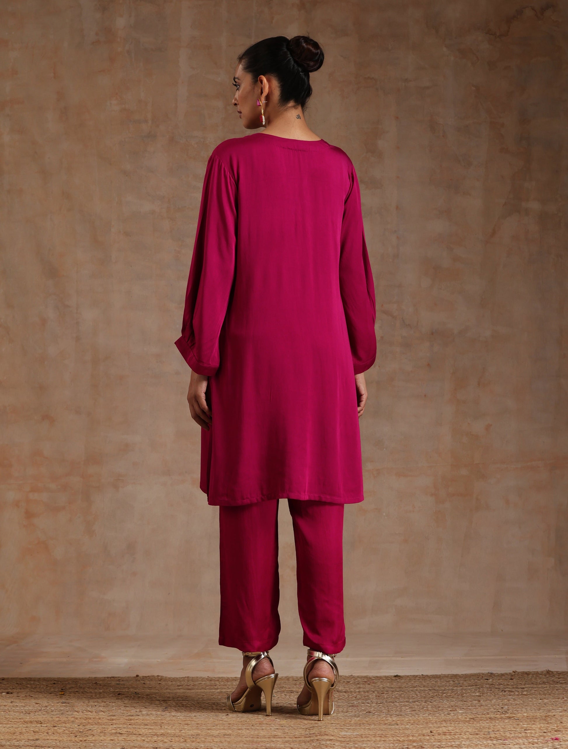 trueBrowns Pink Modal Satin Relax Co-ord Set - Swadesiicart