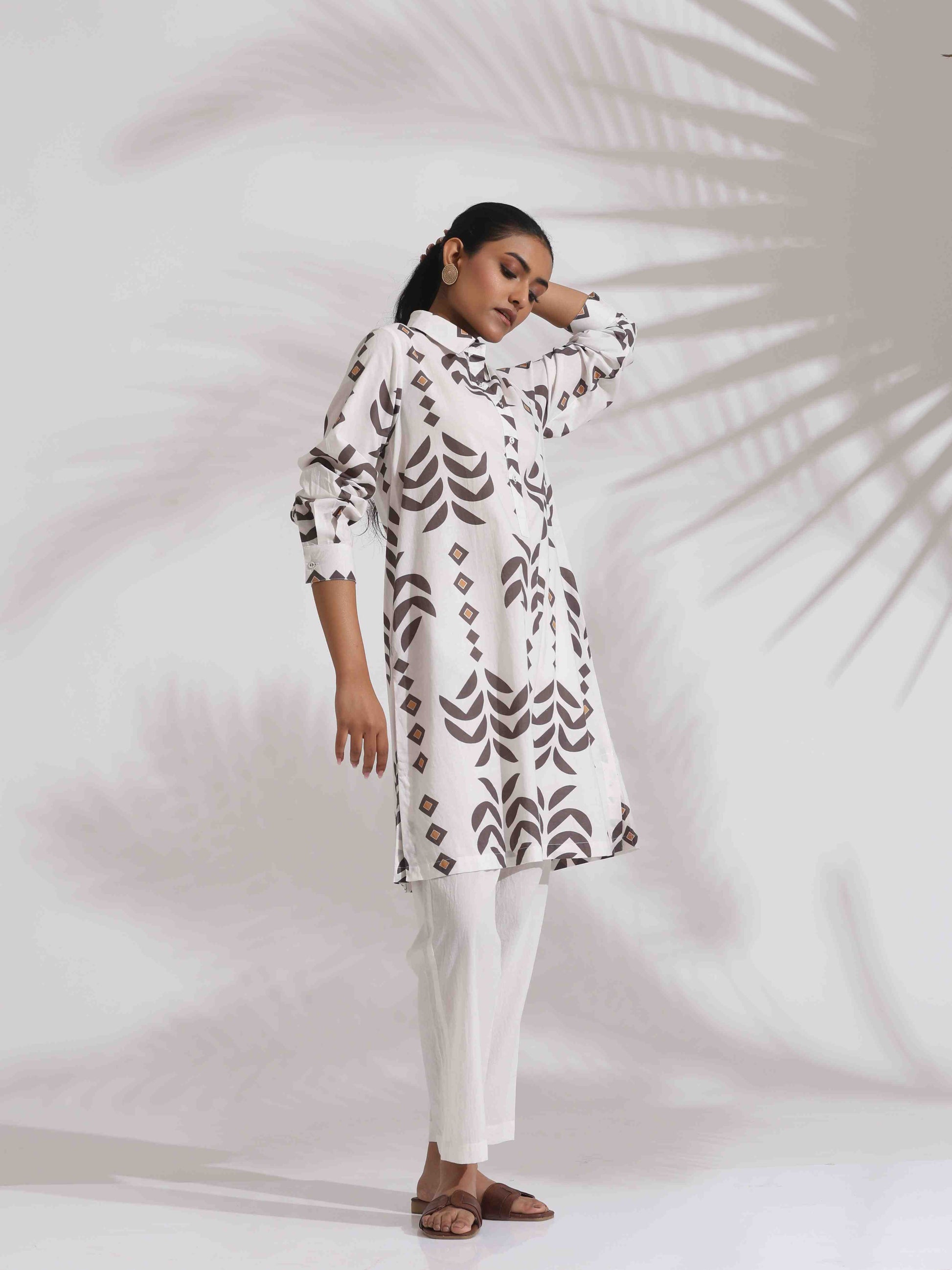 trueBrowns White Cotton Stripe Print Kurta Co-ord Set - Swadesiicart