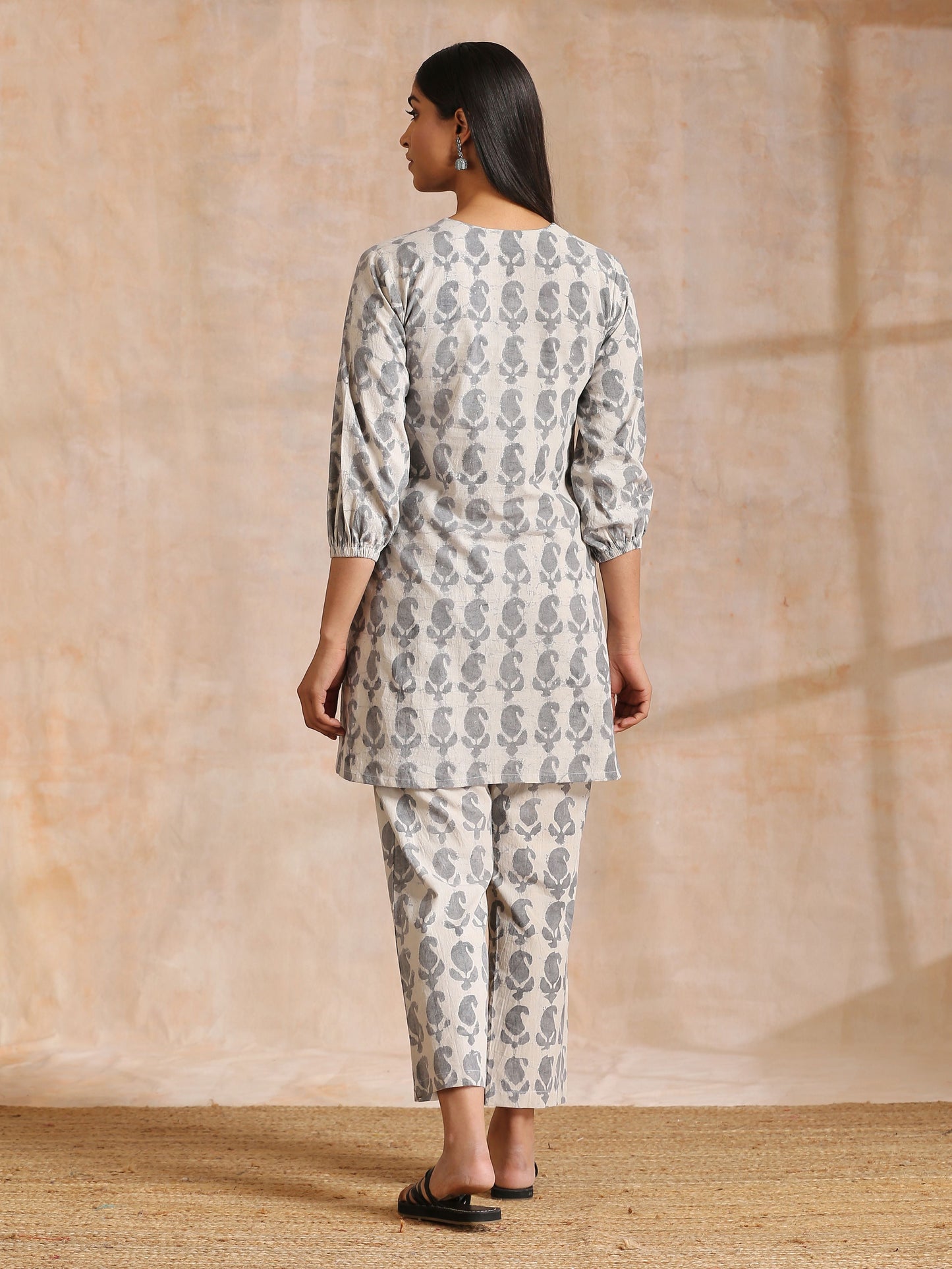 trueBrowns Grey Dabu Buta Print Cotton V-Square Neck Co-Ord Set - Swadesiicart