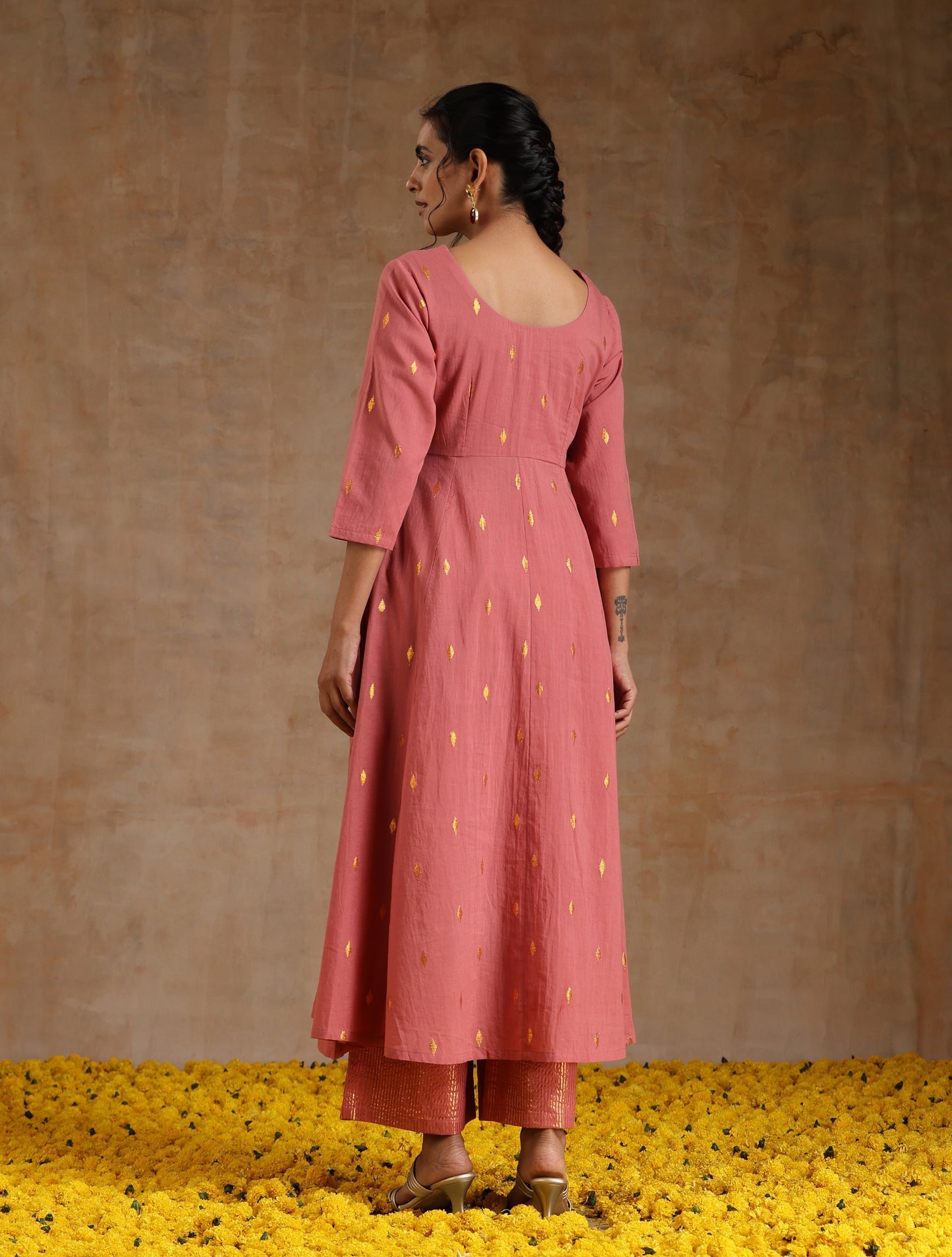 trueBrowns Blush Gold Cotton Anarkali Set | Swadesiicart