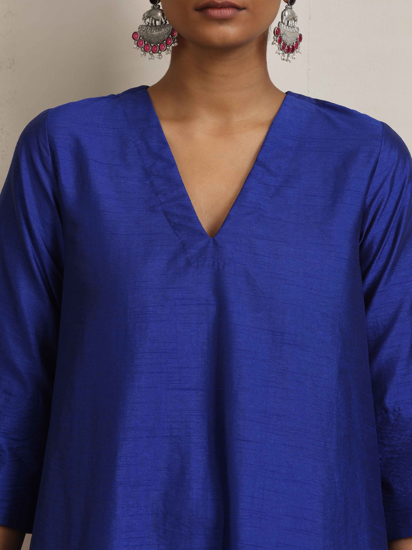 trueBrowns Blue Silk Kurta Set | Swadesiicart
