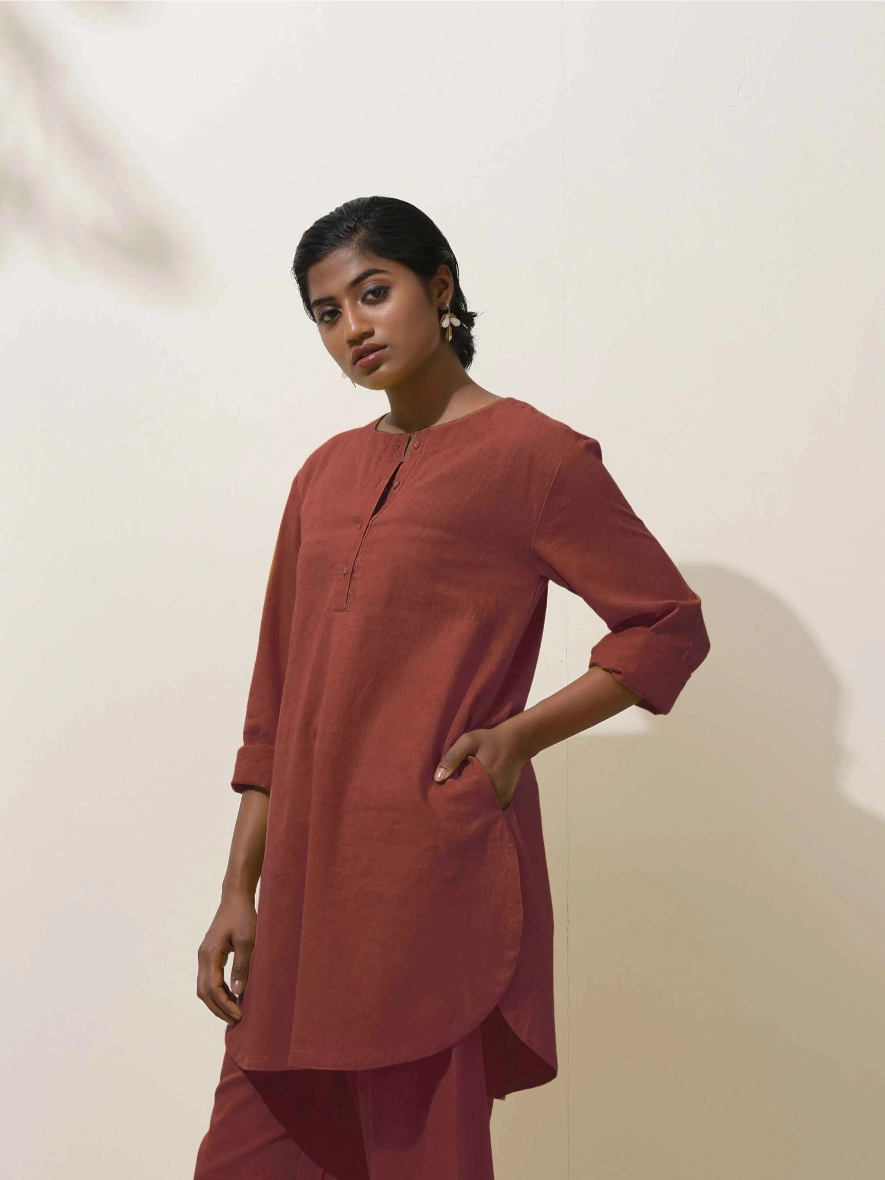 trueBrowns Brown Cotton Linen Kurta Co-Ord Set - Swadesiicart
