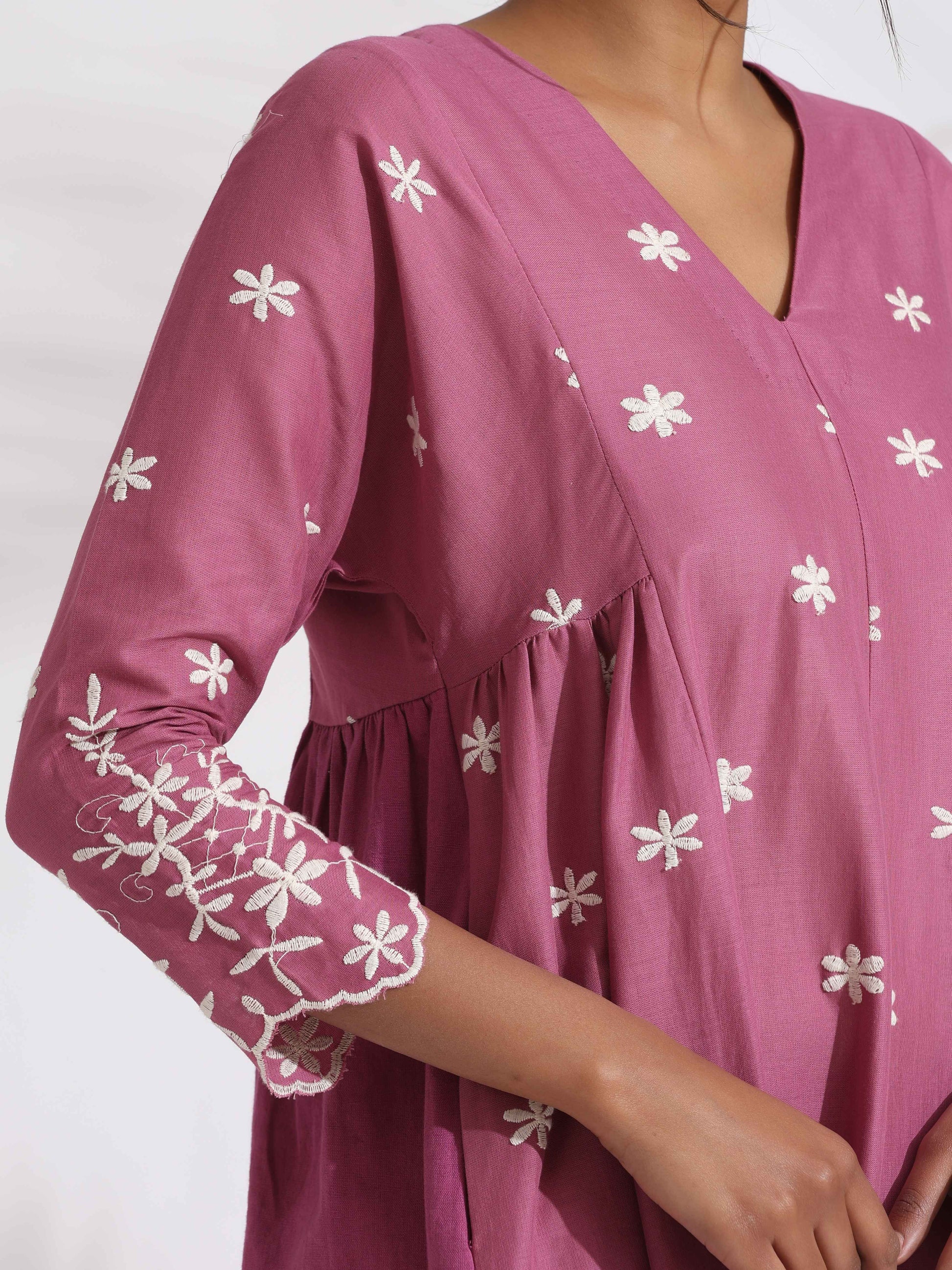 trueBrowns Pink Cotton Floral Embroidered Flared Kurta Set | Swadesiicart