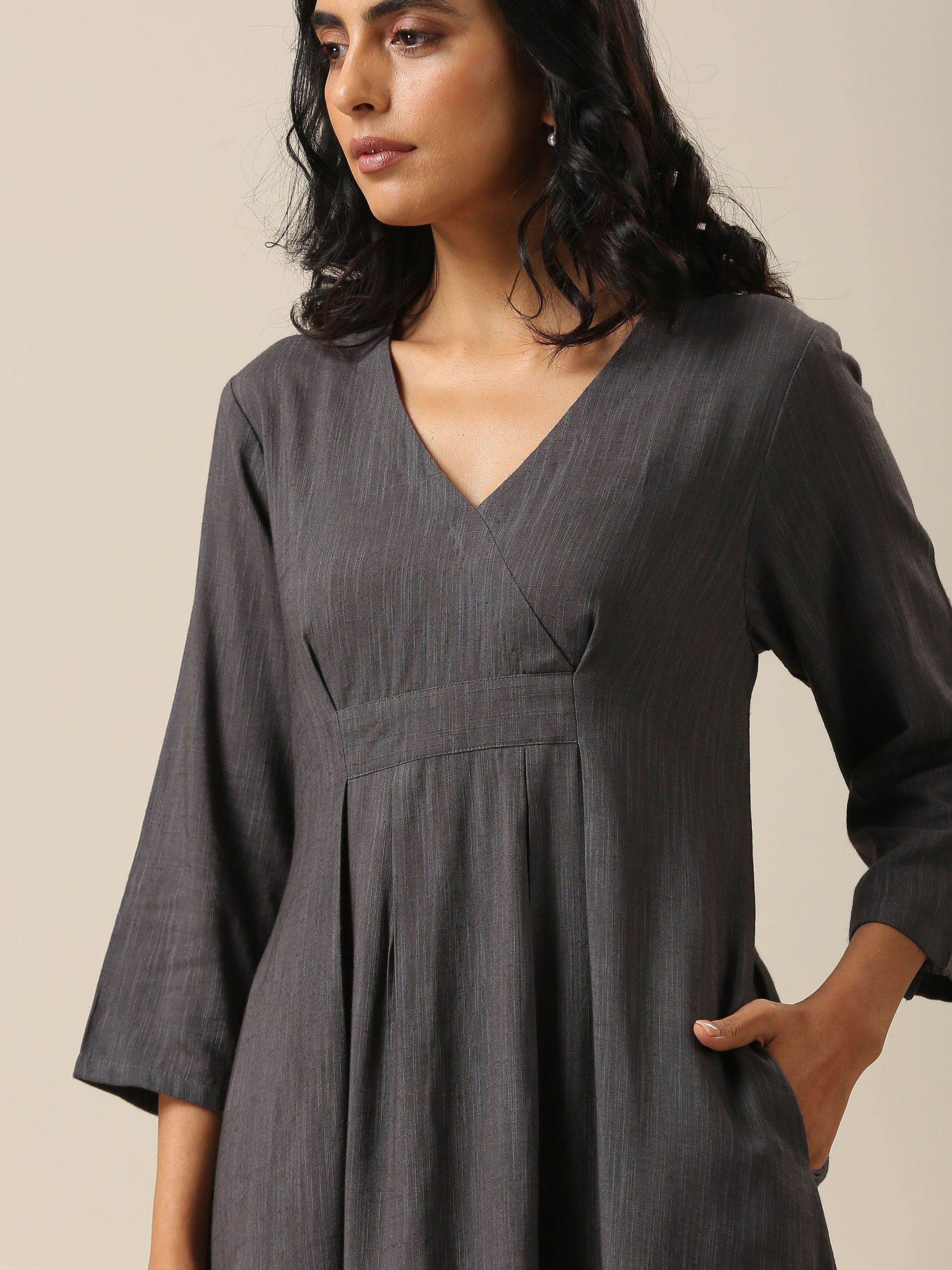 trueBrowns Slate Grey Slub Texture Overlap Pleat Kurta Pant Set | Swadesiicart