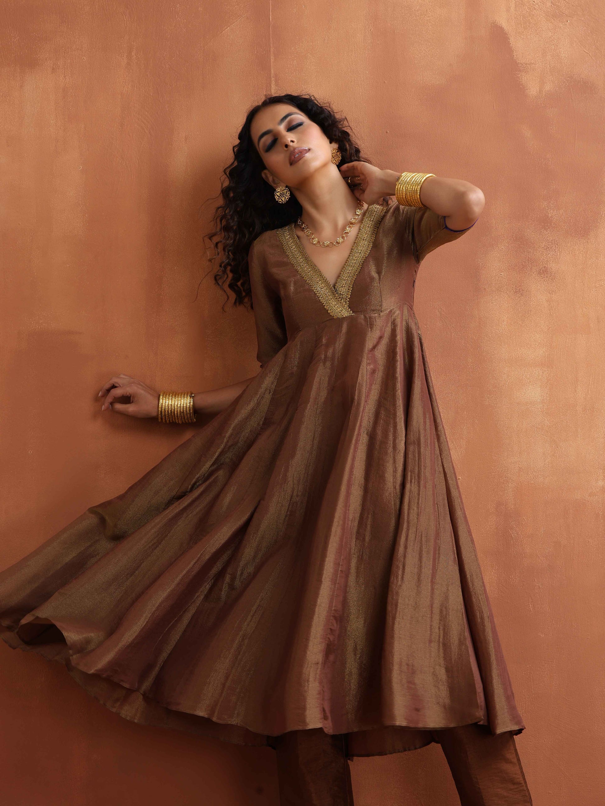 trueBrowns Bronze Tissue Flared Anarkali Kurta Set | Swadesiicart