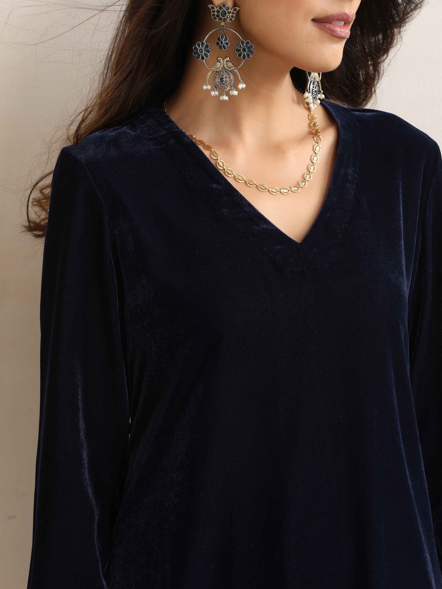 trueBrowns Blue Velvet Kurta Co-ord Set - Swadesiicart