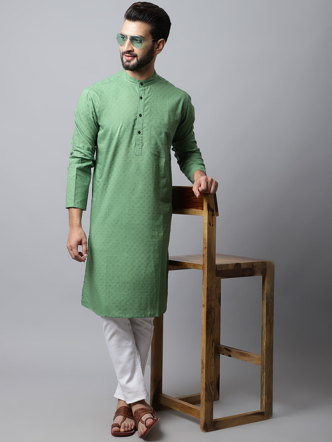 Even Apparels Green Solid Kurta With Band Collar | Swadesiicart
