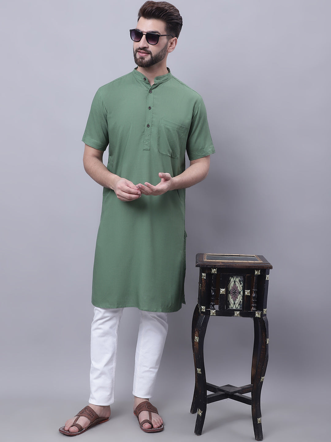 Even Apparels Green Pure Cotton Short Sleeves Kurta With Band Collar | Swadesiicart