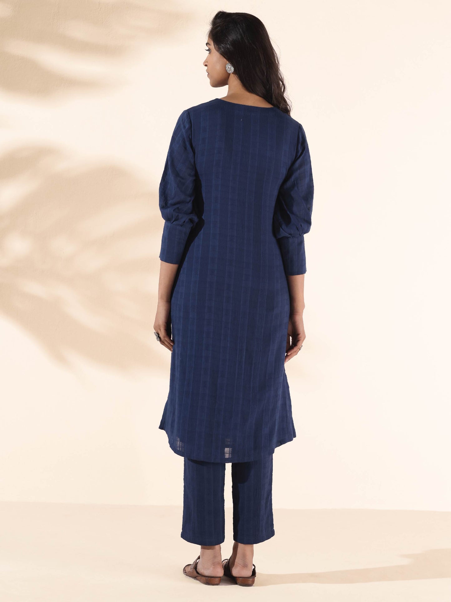 trueBrowns Blue Cotton Dobby Kurta Pant Set | Swadesiicart