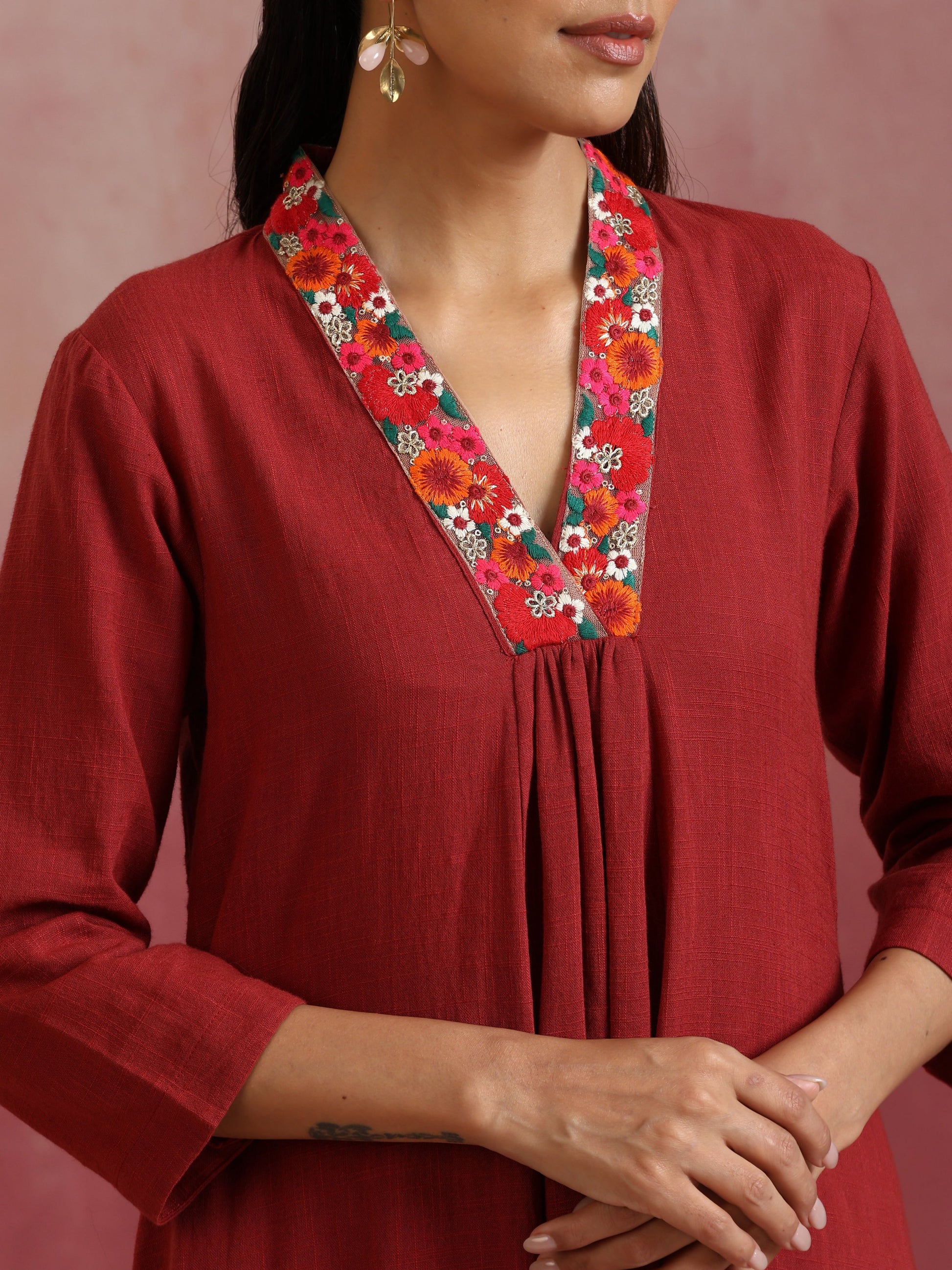 trueBrowns Maroon Cotton Dobby Kurta Set | Swadesiicart