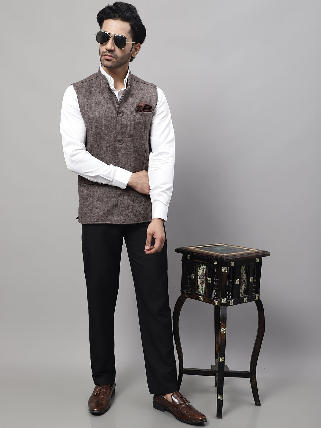 Even Apparels Men's Brown Nehru Jacket With Welt Pockets | Swadesiicart