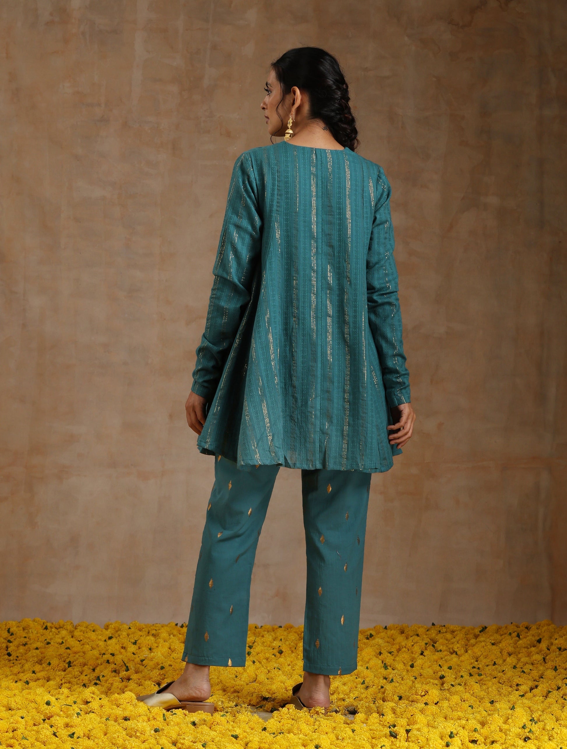 trueBrowns Deep Sea Gold Cotton Flared Co-Ord Set - Swadesiicart
