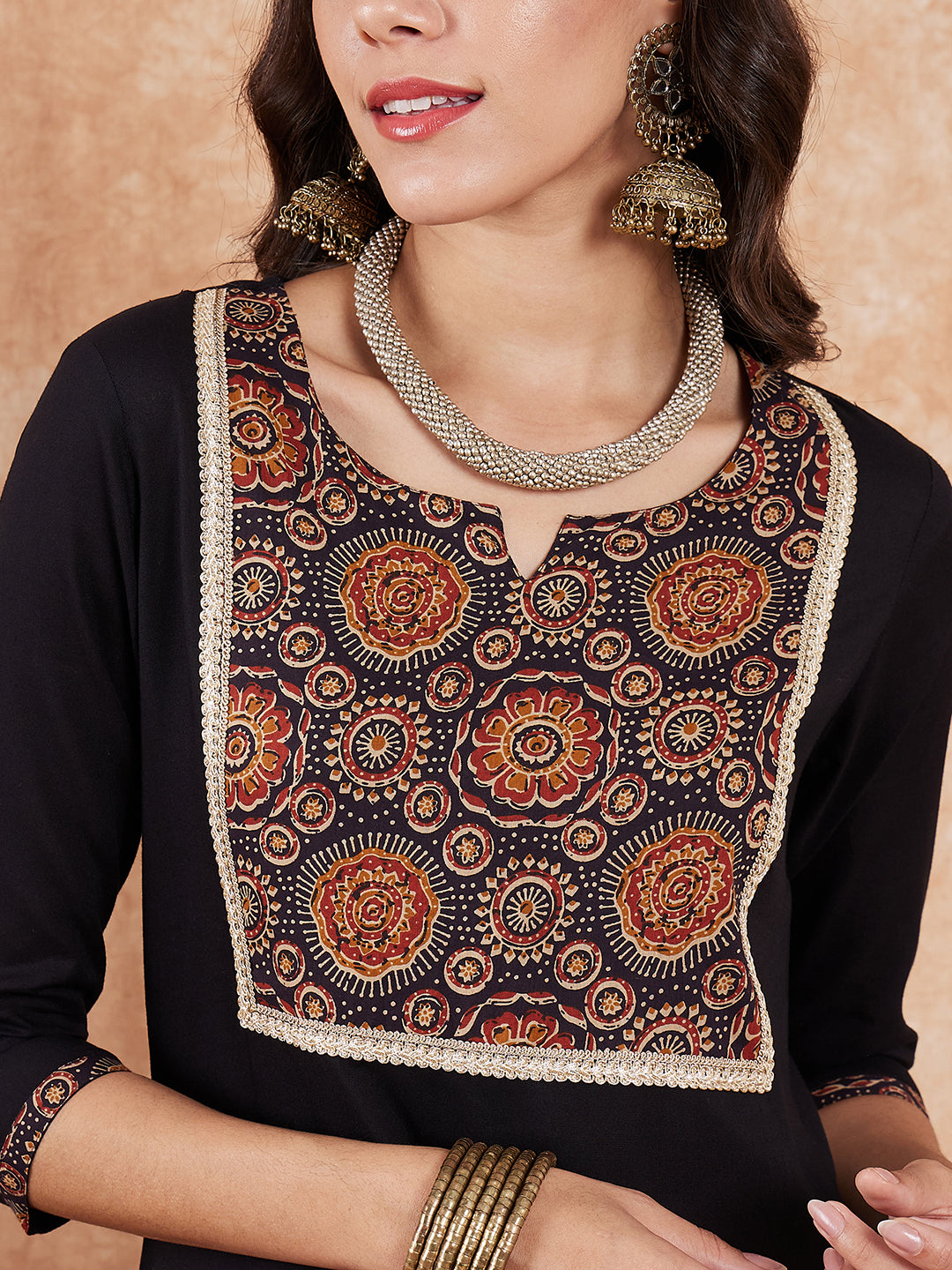 InWeave Women's Black Printed Neck Patch Work Straight Kurta - Swadesiicart