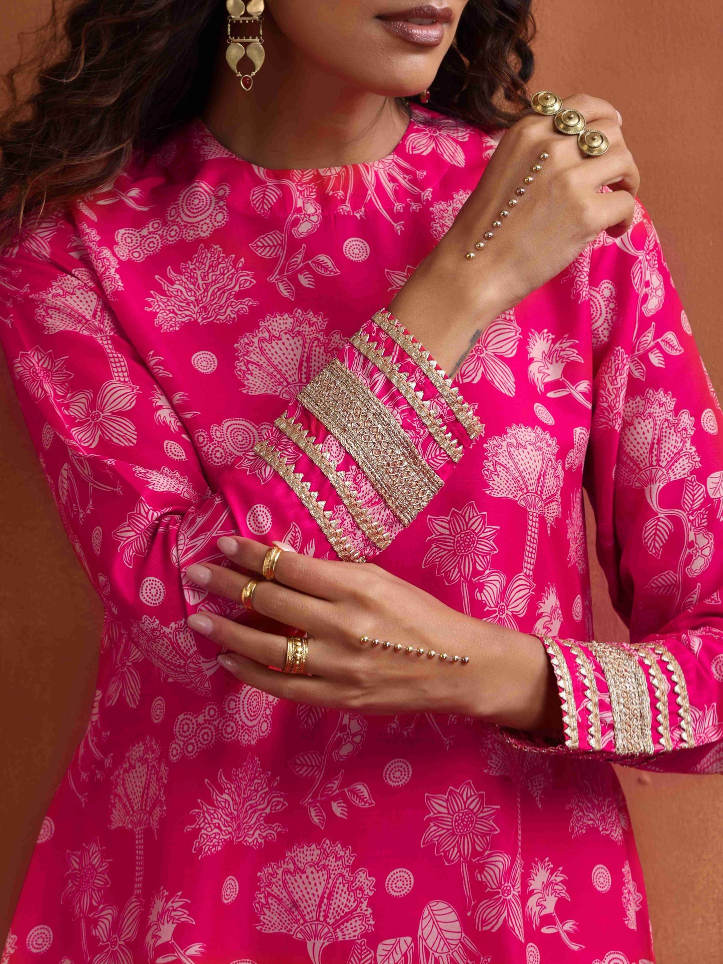trueBrowns Red Print Sharara Set | Swadesiicart