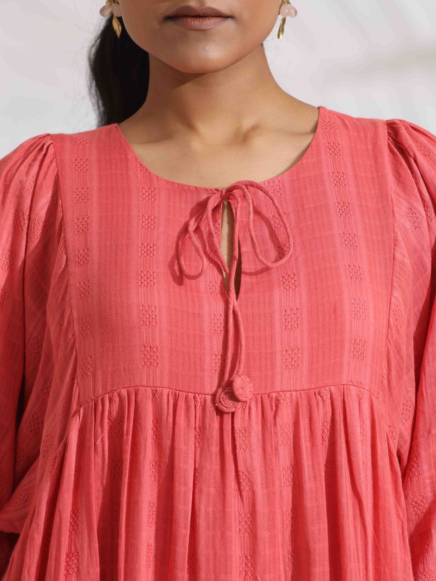 trueBrowns Pink Cotton Tier Dress | Swadesiicart