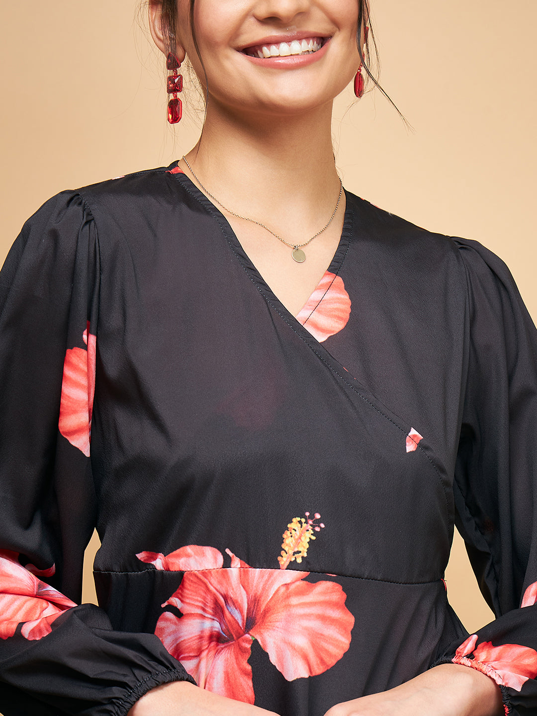 InWeave Women's Black Red Big Flower Belted Dress - Swadesiicart