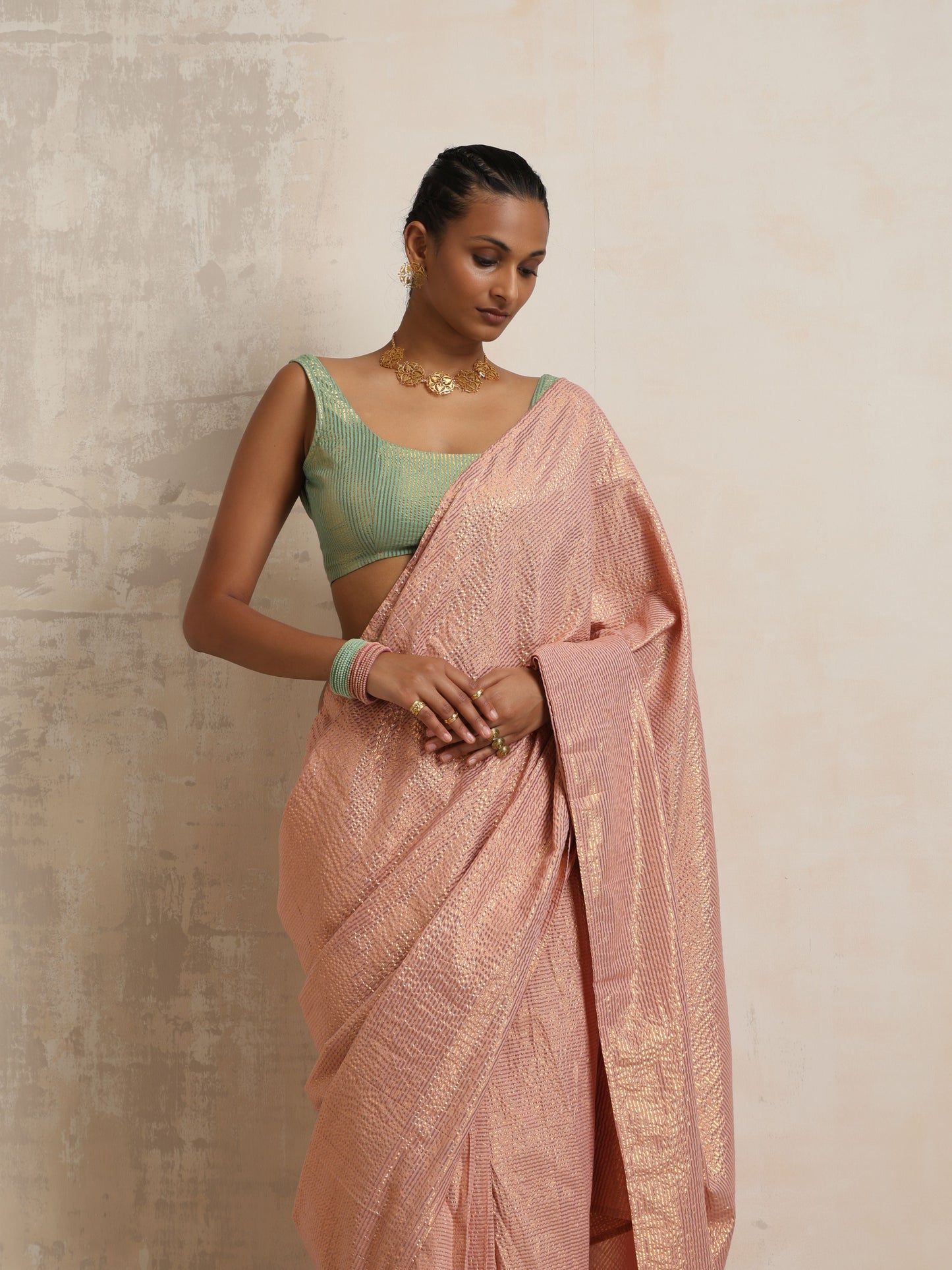 trueBrowns Pink Gold Lurex Ready To Wear Saree | Swadesiicart