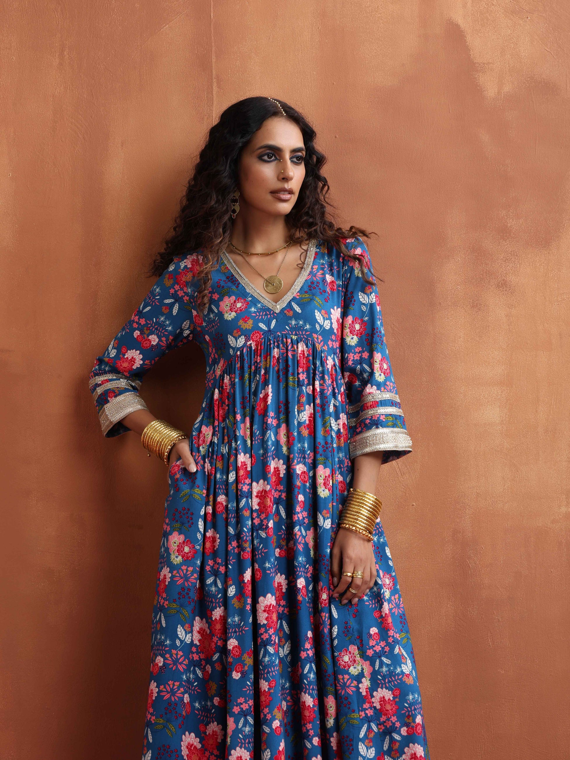 trueBrowns Blue Print Flared Anarkali Kurta Set | Swadesiicart