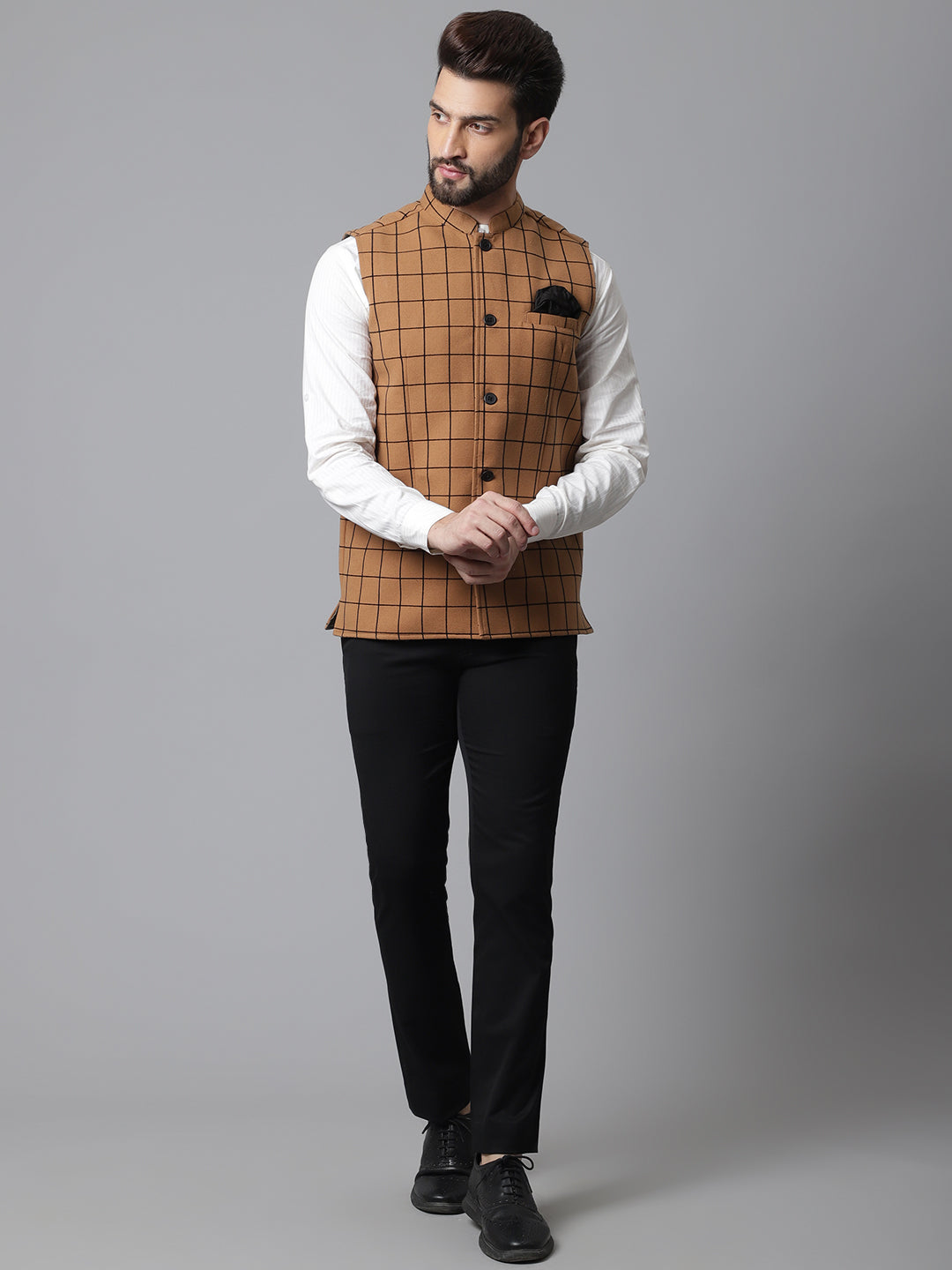 Even Apparels Men's Beige Nehru Jacket With Welt Pockets | Swadesiicart