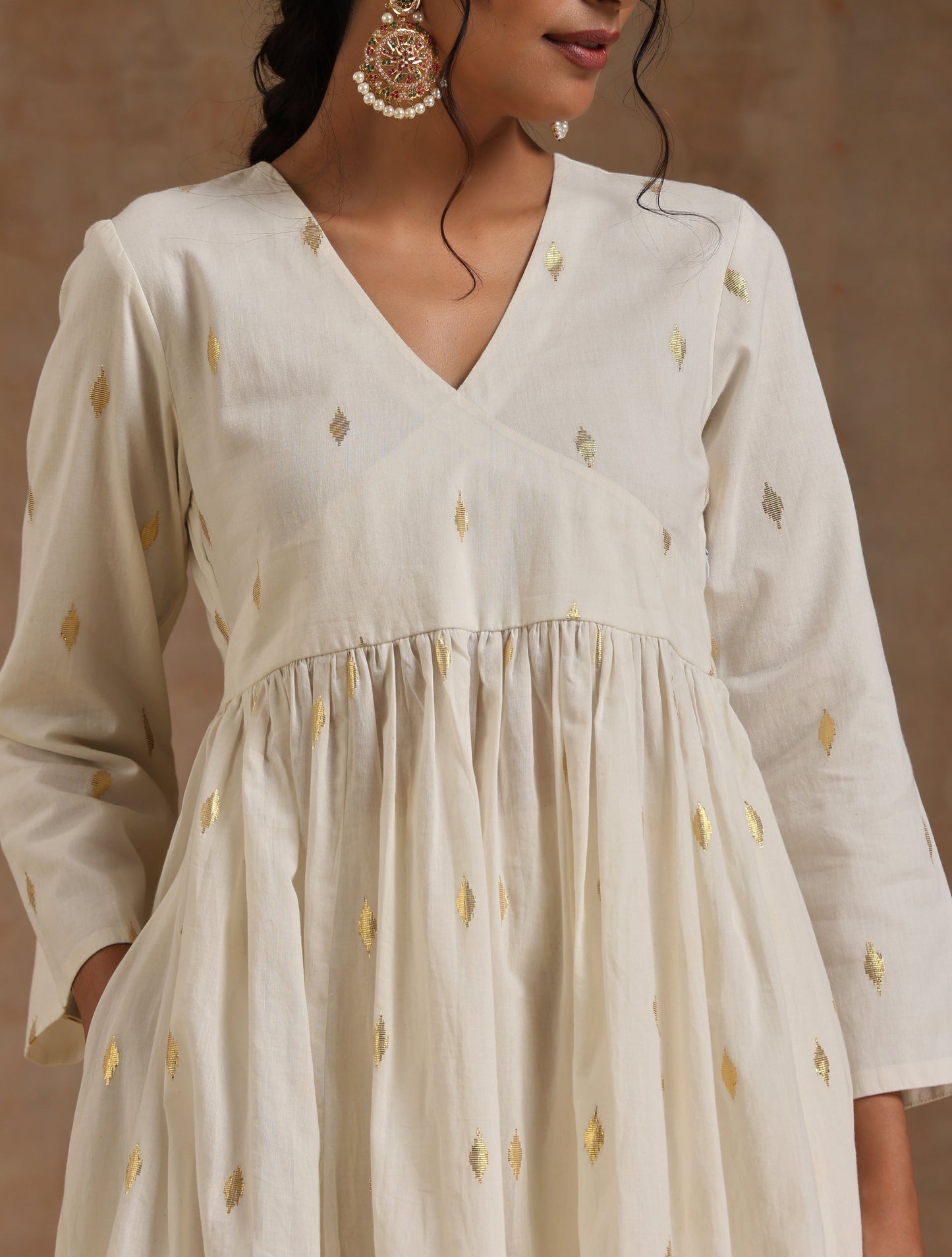 trueBrowns Ivory Gold Cotton Kalidar Kurta Set | Swadesiicart