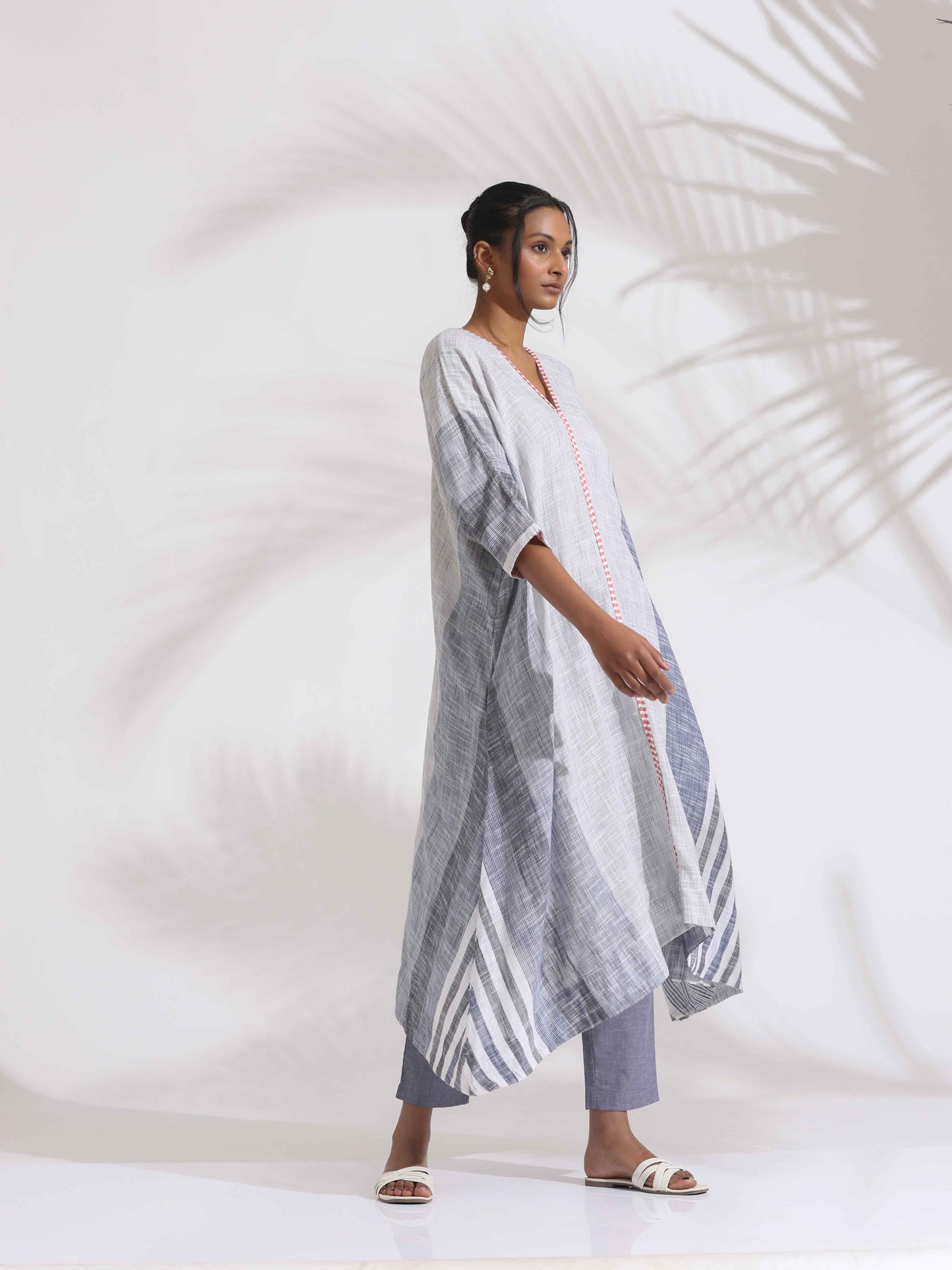 trueBrowns Off-White Cotton Multi Stripe Flared Kurta Set | Swadesiicart