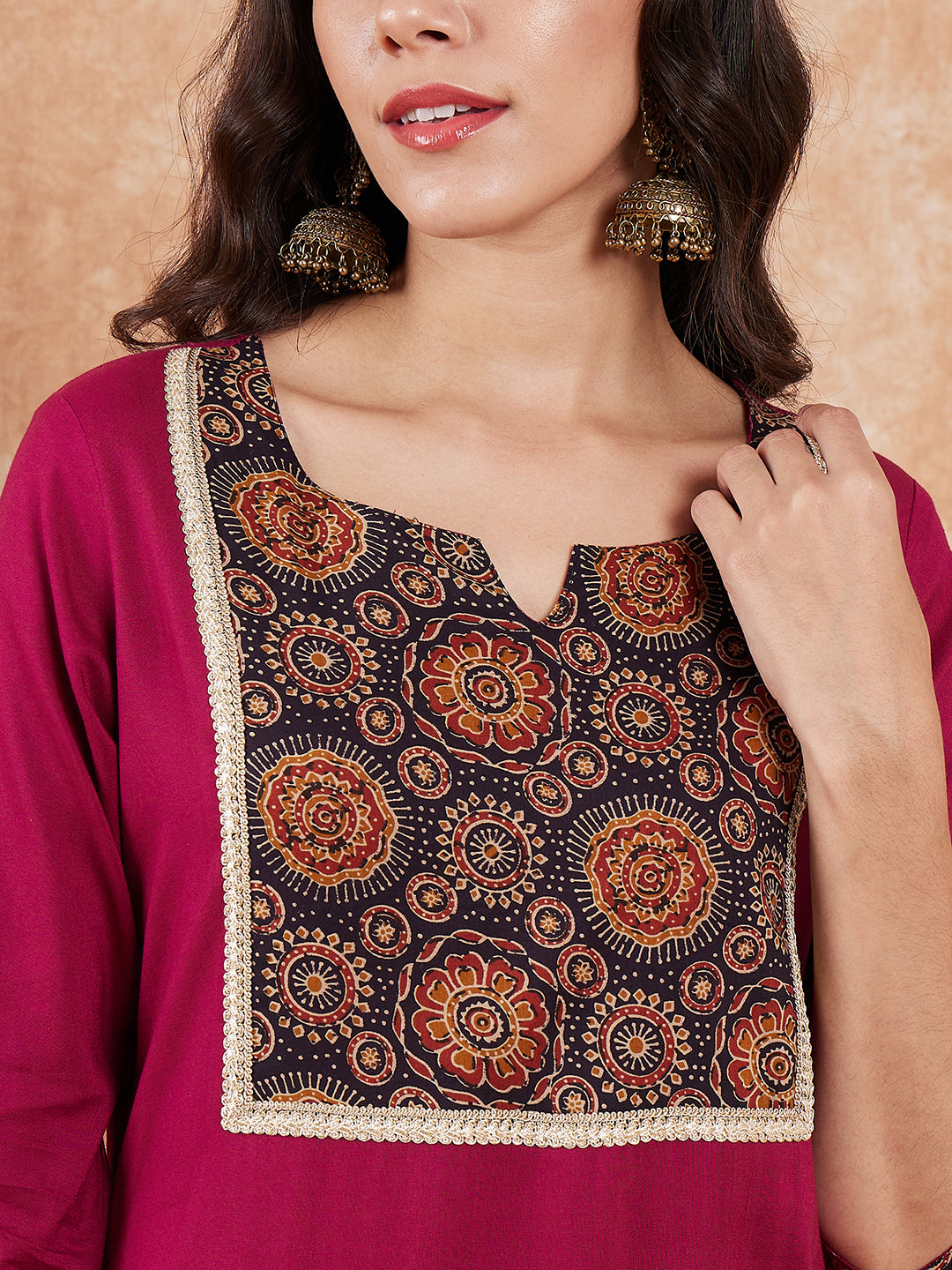 InWeave Women's Wine Printed Neck Patch Work Straight Kurta - Swadesiicart