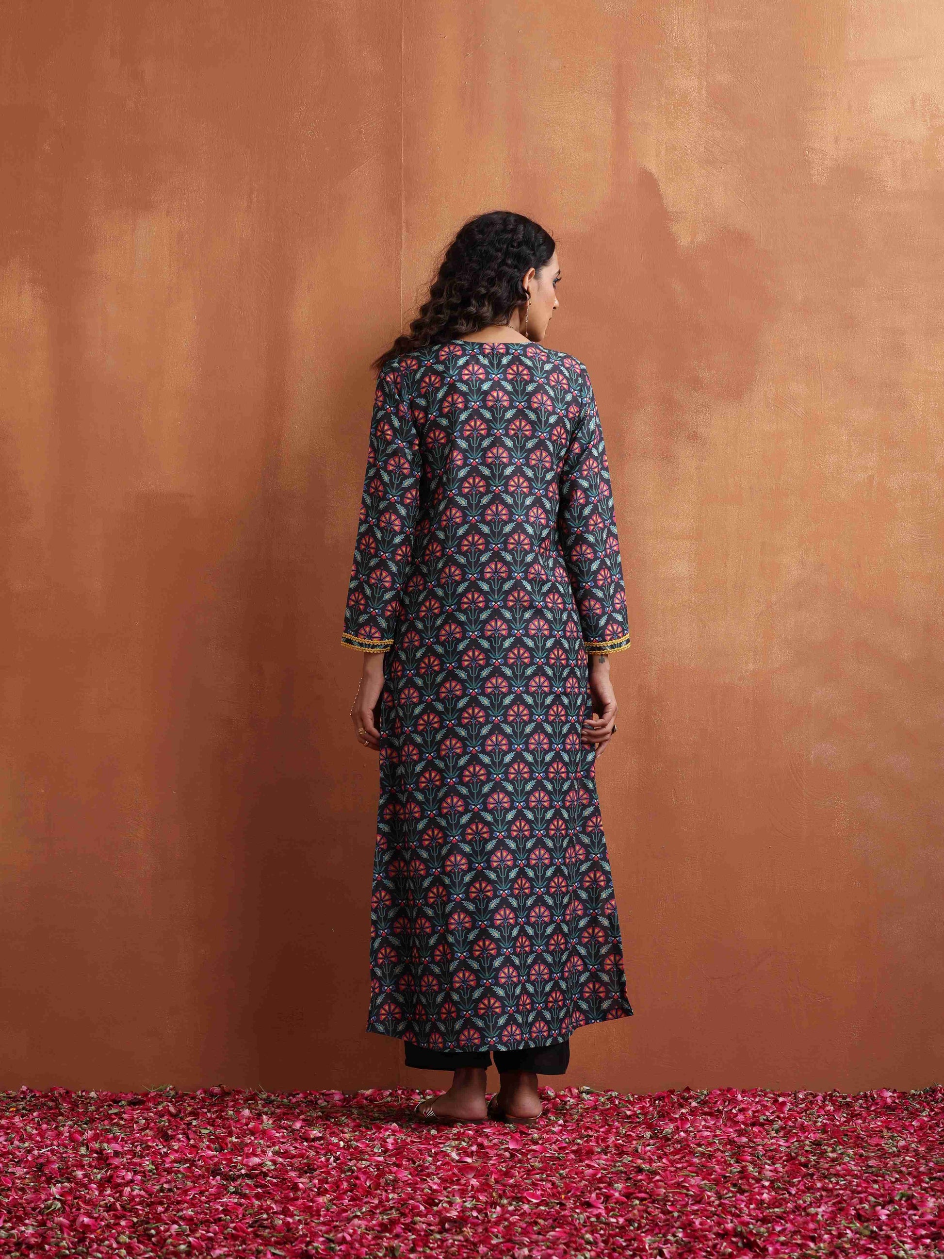 trueBrowns Black Floral Print A-line Kurta Set | Swadesiicart