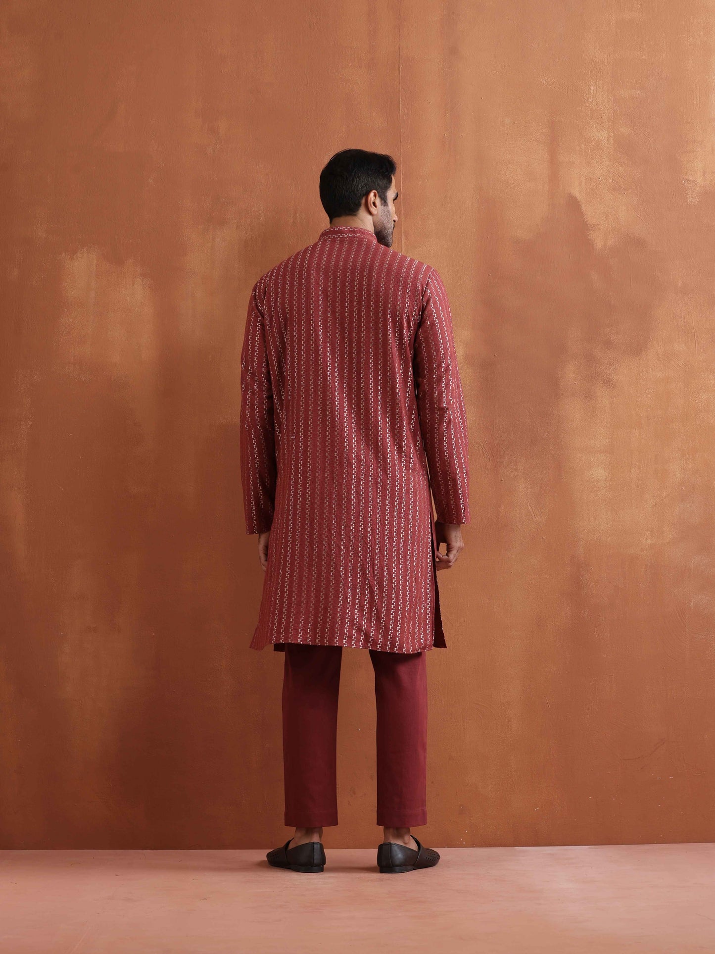trueBrowns Men's Rust Cotton Dobby Kurta | Swadesiicart
