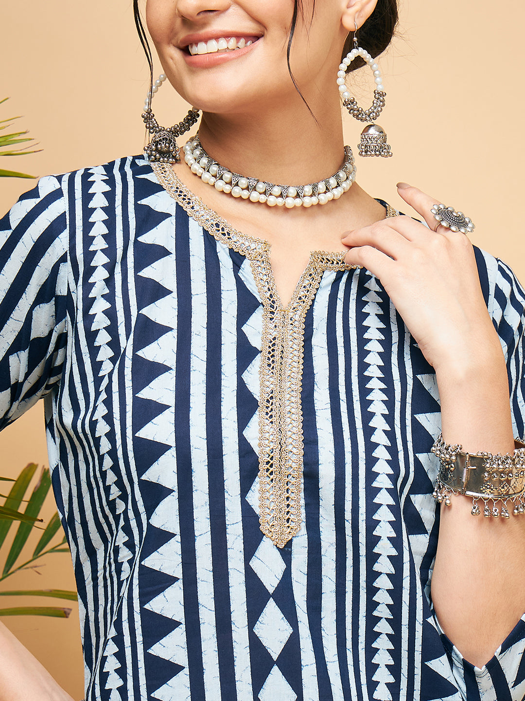 InWeave Women's White Navy Stripe Print Gota Straight Kurta - Swadesiicart