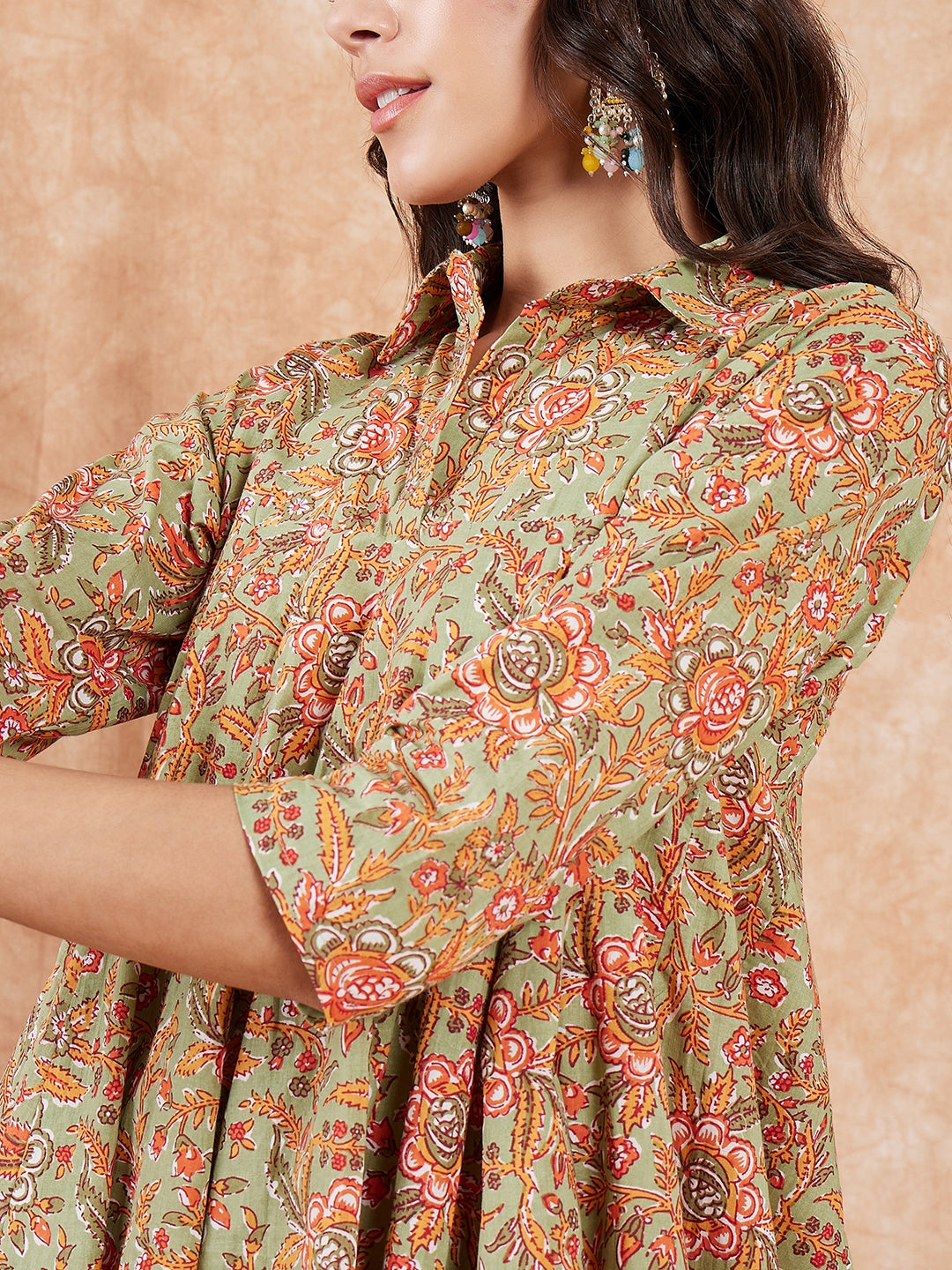 InWeave Women's Pear Green Orange Floral Print Flared Kurta Pant Set - Swadesiicart