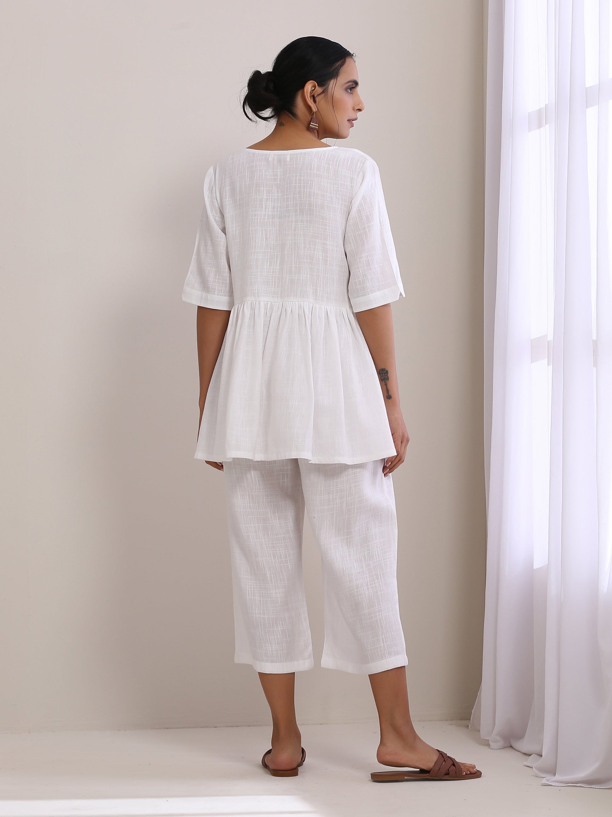 trueBrowns White Slub Texture Short Angrakha Co-Ord Set - Swadesiicart