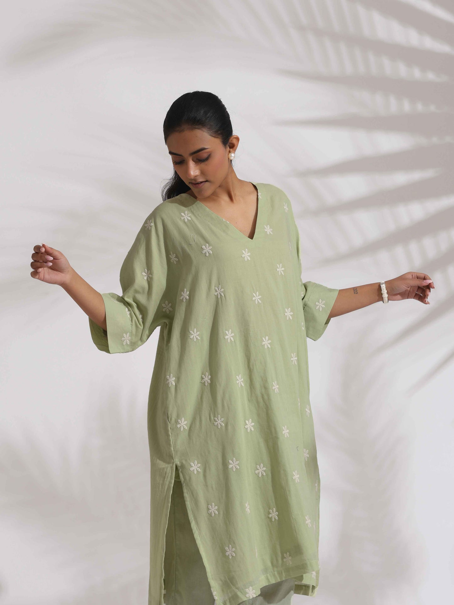 trueBrowns Green Cotton Floral Embroidered Kurta Co-ord Set - Swadesiicart
