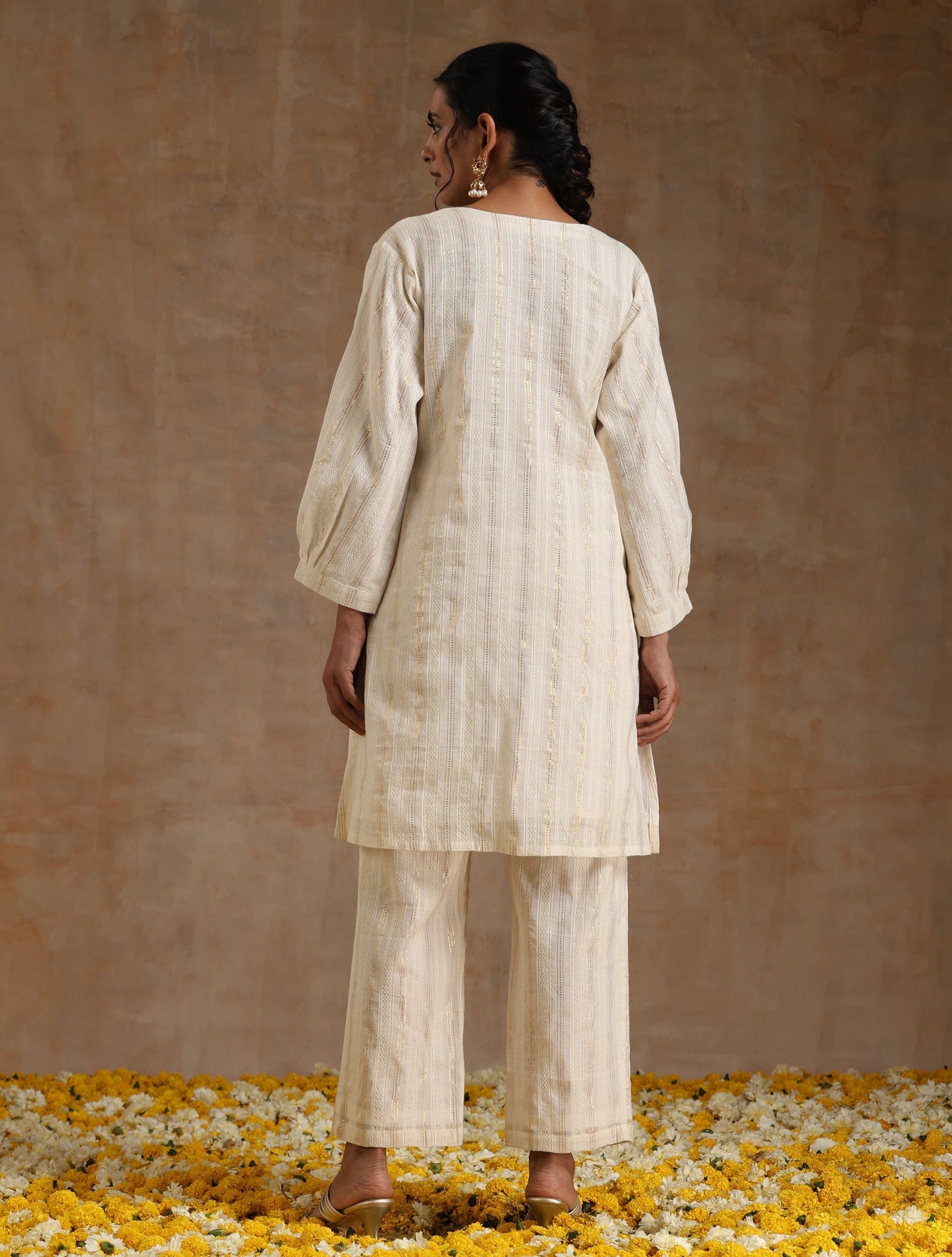 trueBrowns Ivory Gold Cotton Relaxed Co-Ord Set - Swadesiicart