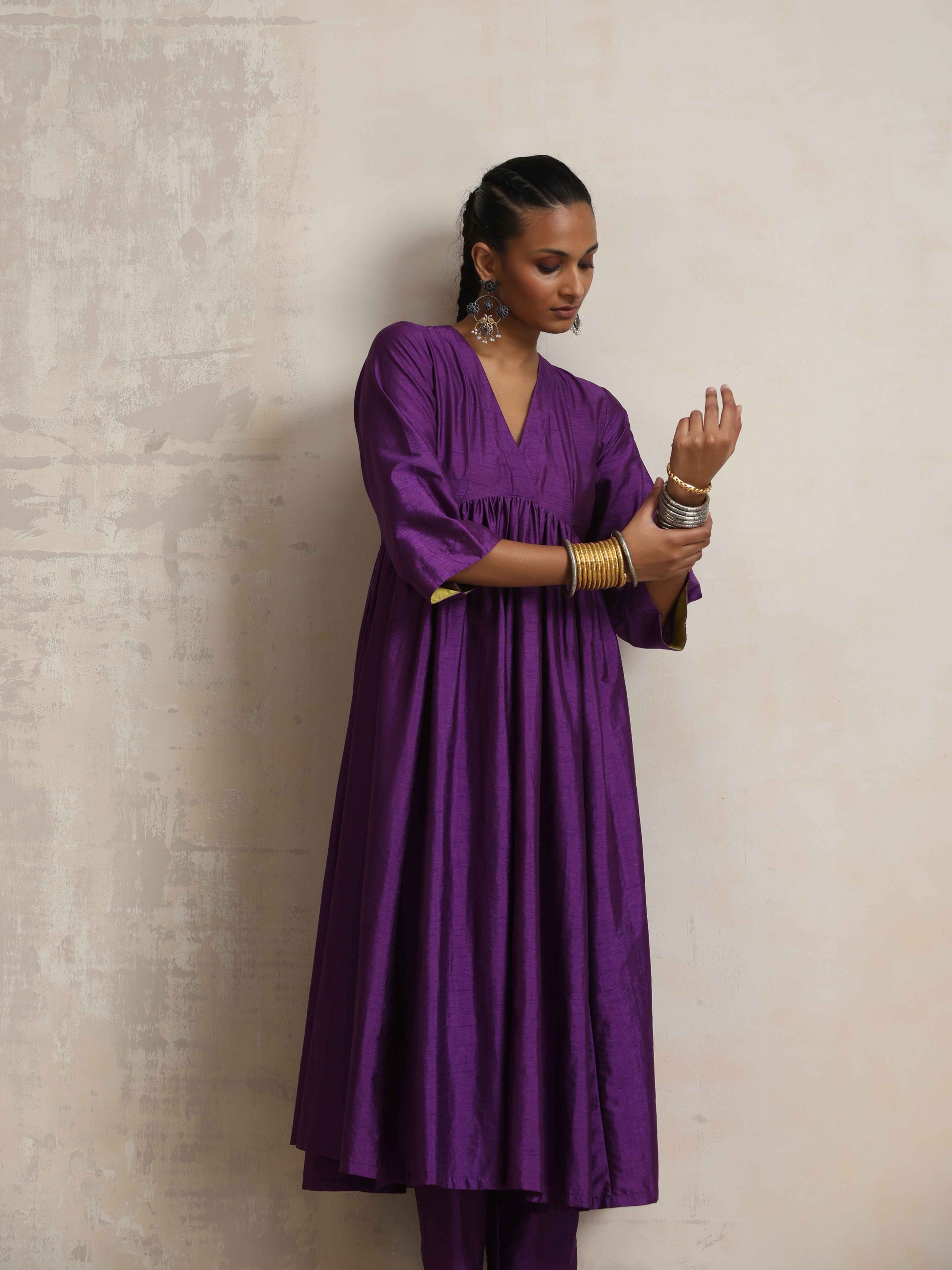 trueBrowns Purple Silk Anarkali Flared Kurta Set | Swadesiicart