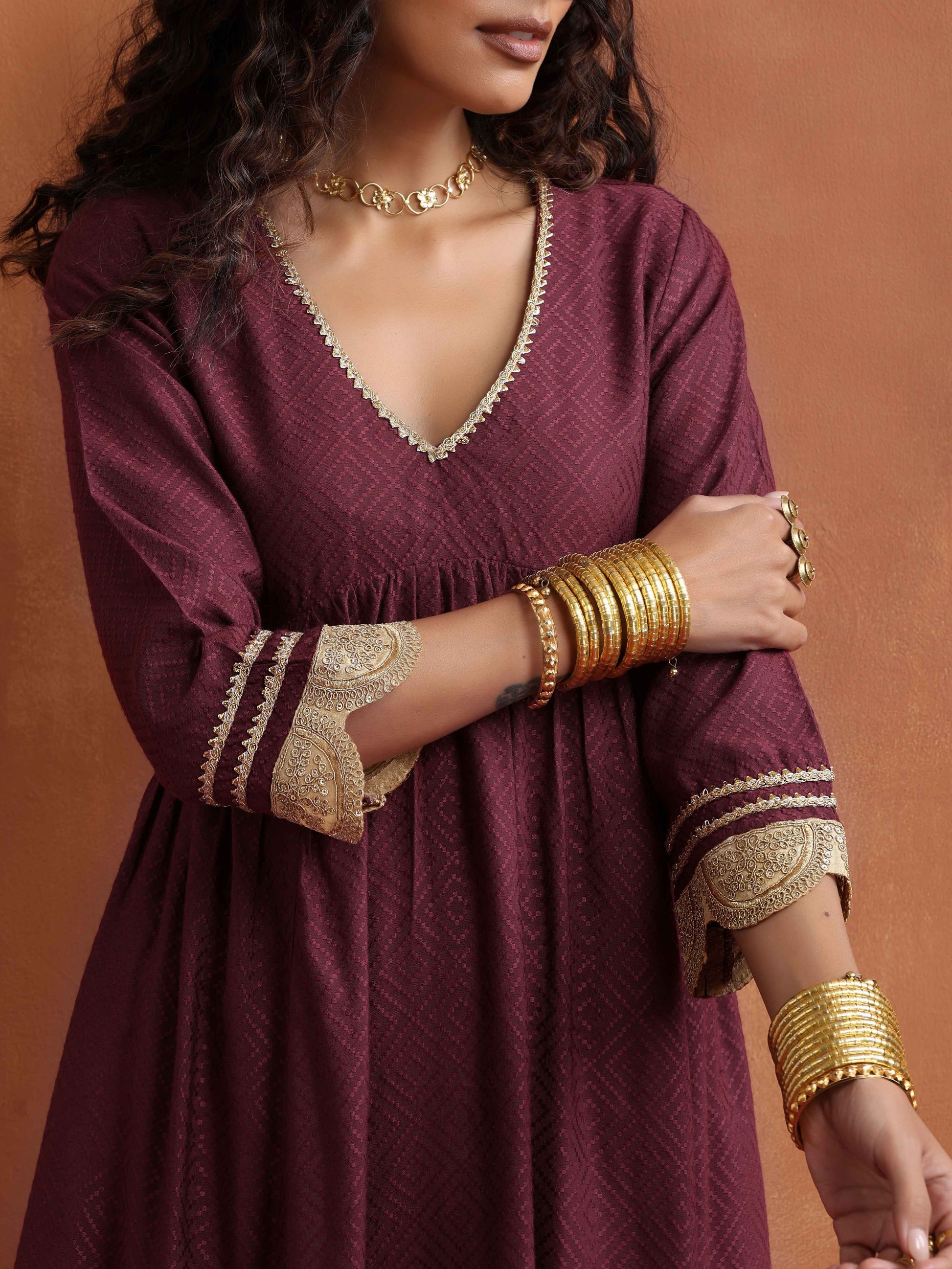 trueBrowns Maroon Flared Anarkali Kurta Set | Swadesiicart