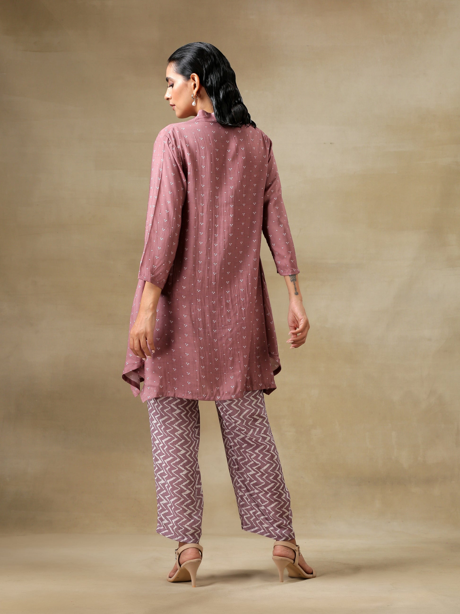 trueBrowns Dark Mauve Bandhani Printed Silk Collared Co-Ord Set - Swadesiicart
