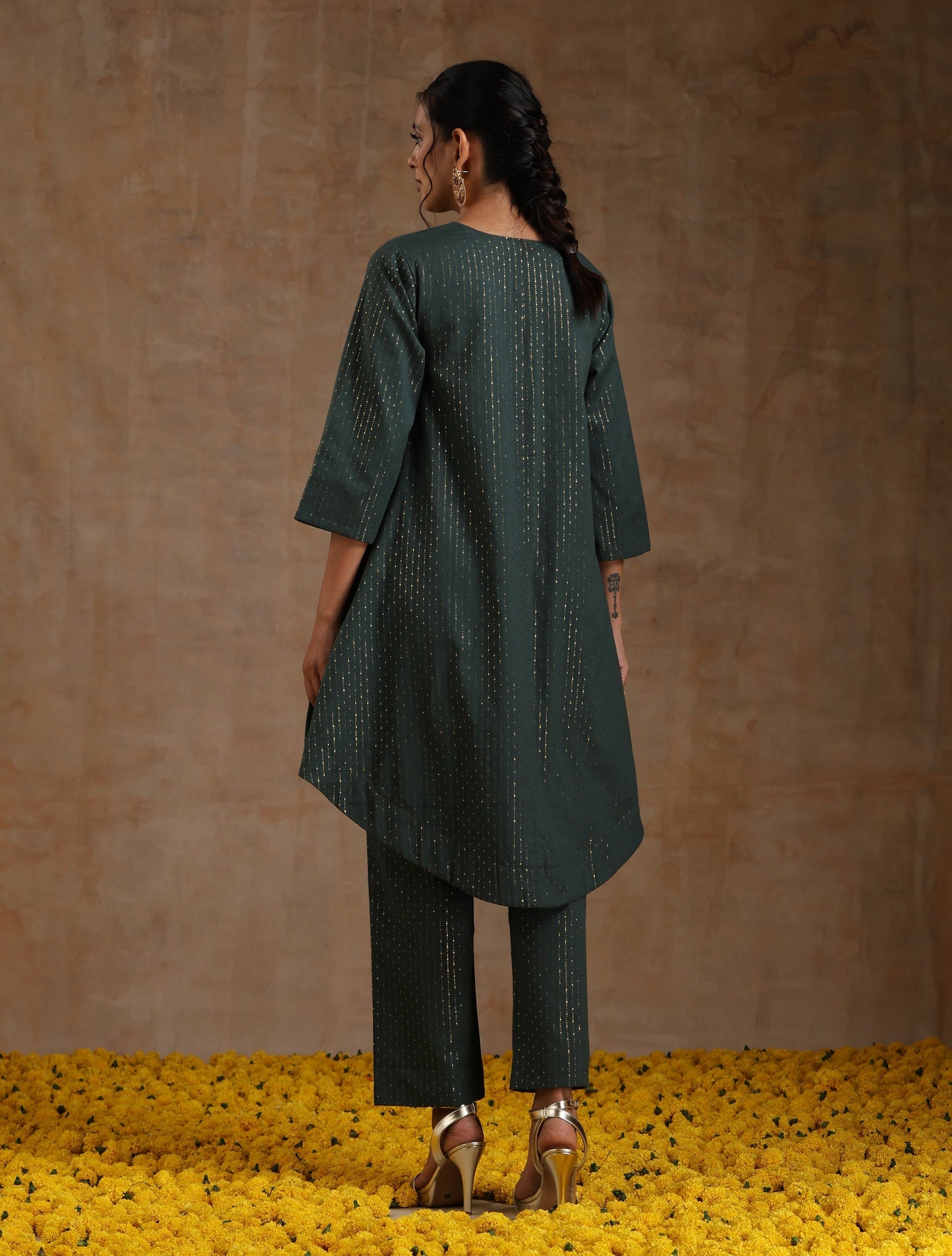 trueBrowns Dark Green Gold Cotton High-Low Co-Ord Set - Swadesiicart