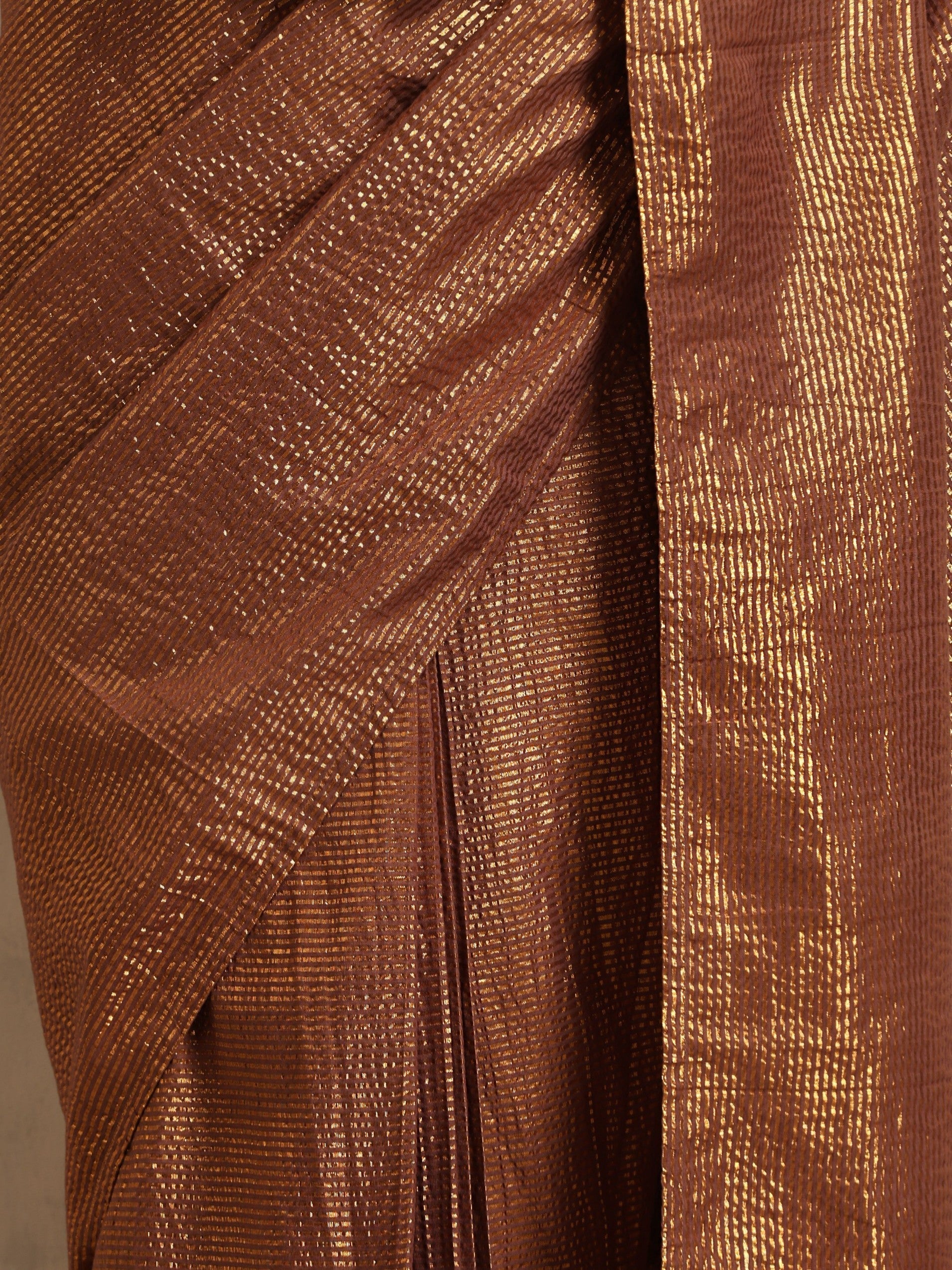 trueBrowns Brown Gold Lurex Ready To Wear Saree | Swadesiicart