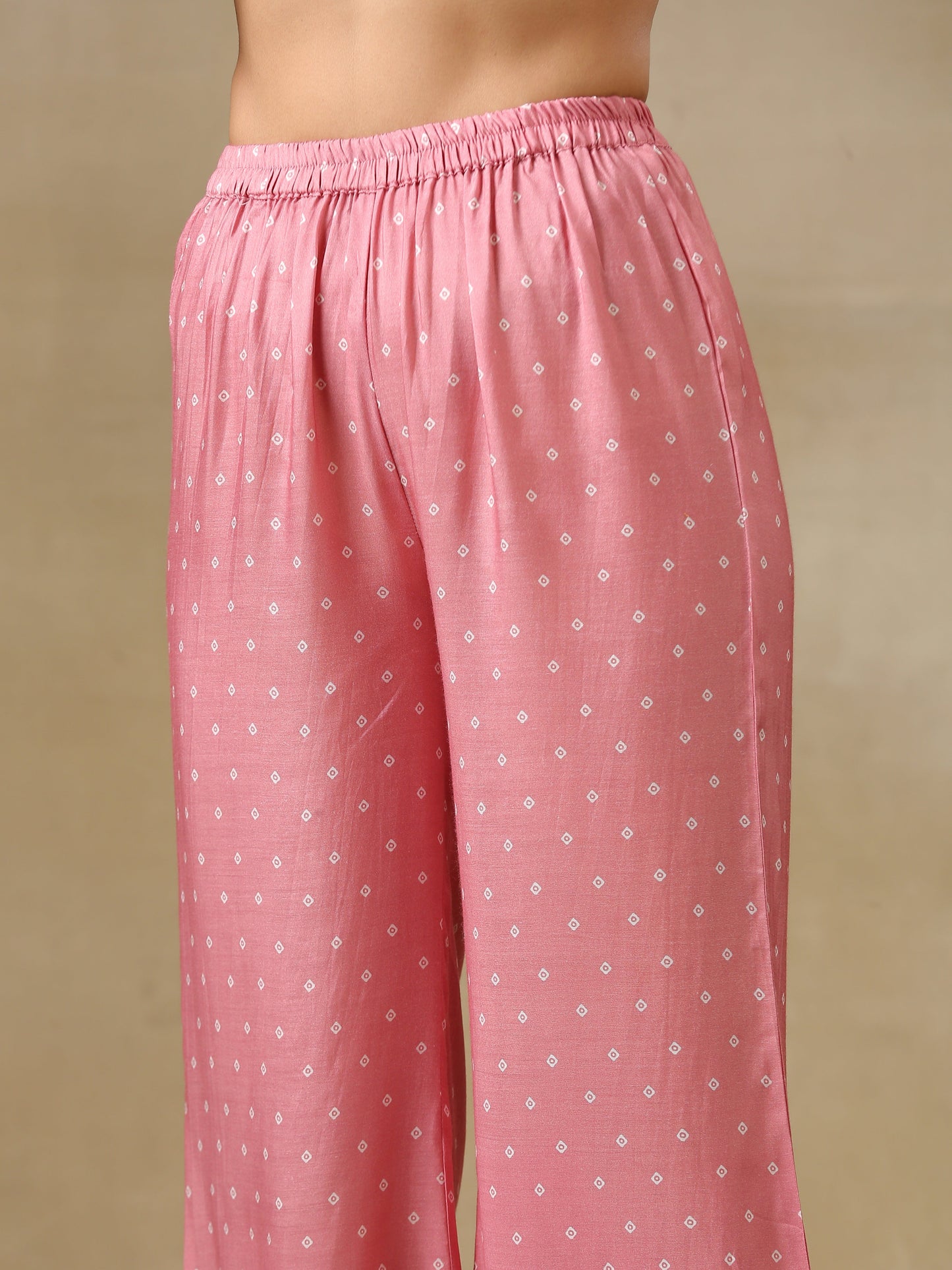 trueBrowns Light Mauve Bandhani Printed Silk Flared Kurta Pant Set | Swadesiicart