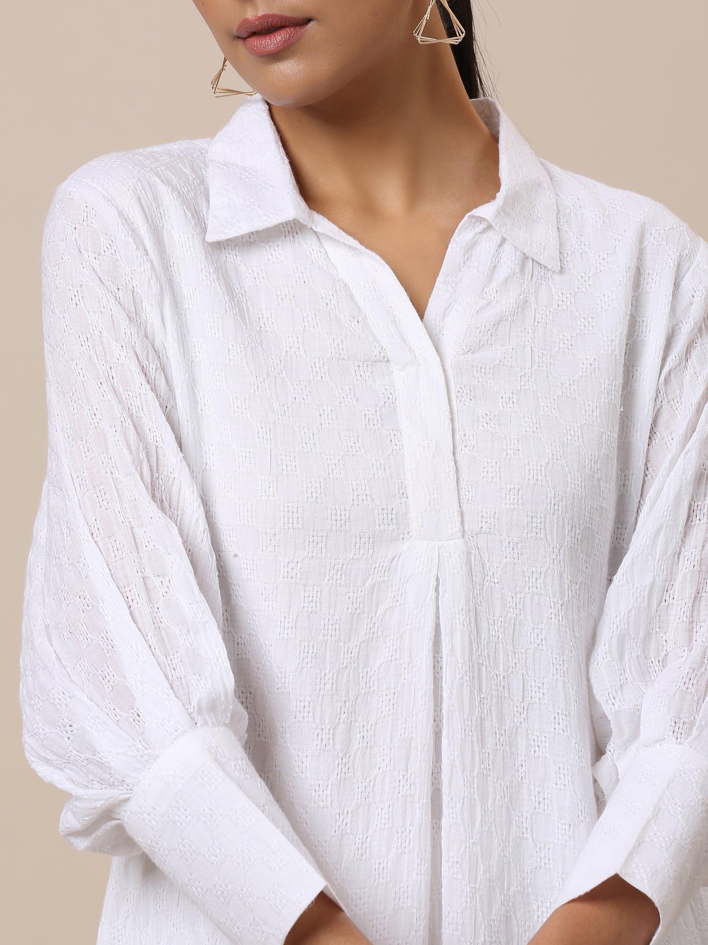 trueBrowns Cotton White Weave Collar Kurta Pant Set | Relove | Swadesiicart