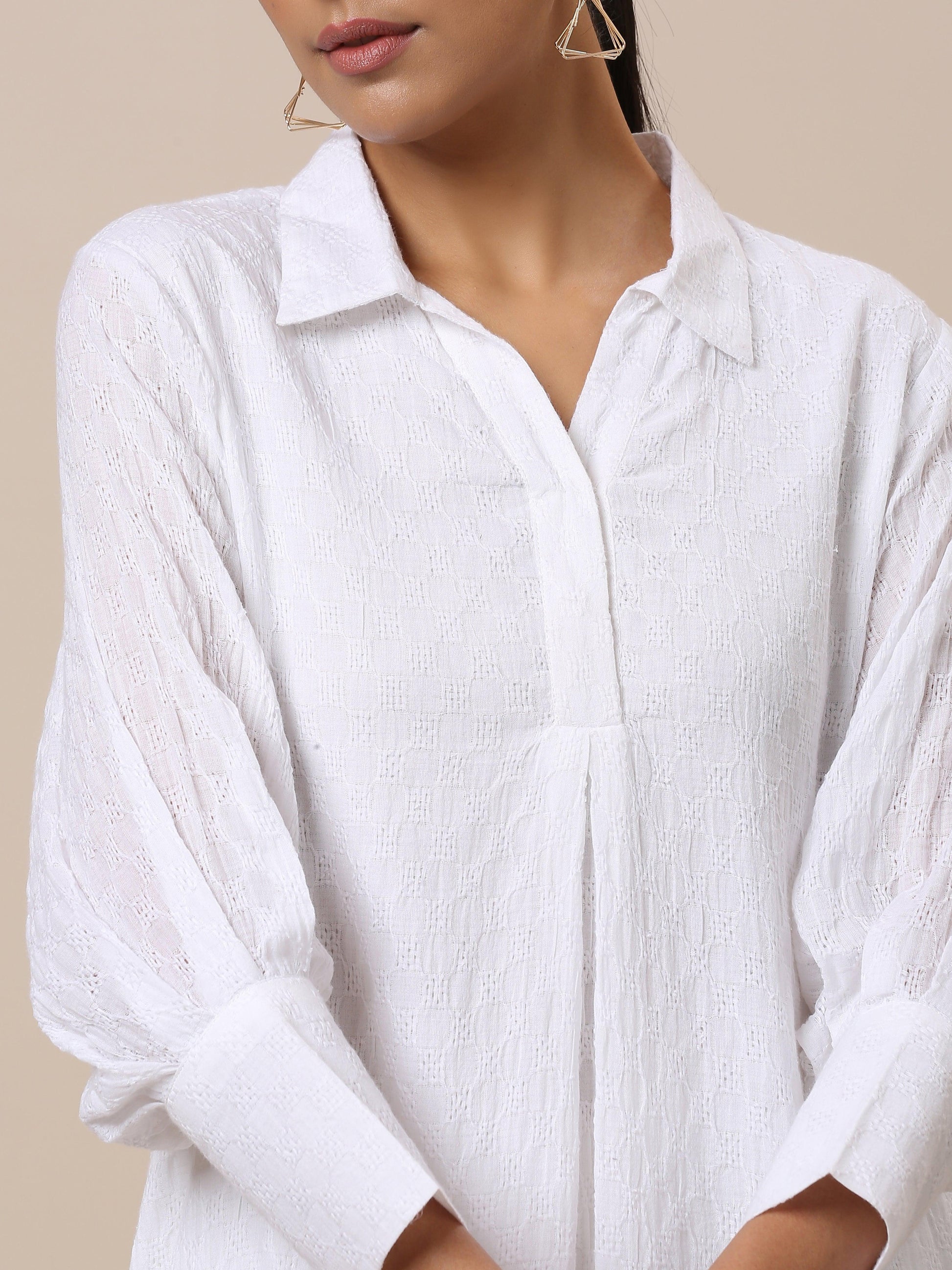 trueBrowns Cotton White Weave Collar Kurta Pant Set | Relove | Swadesiicart