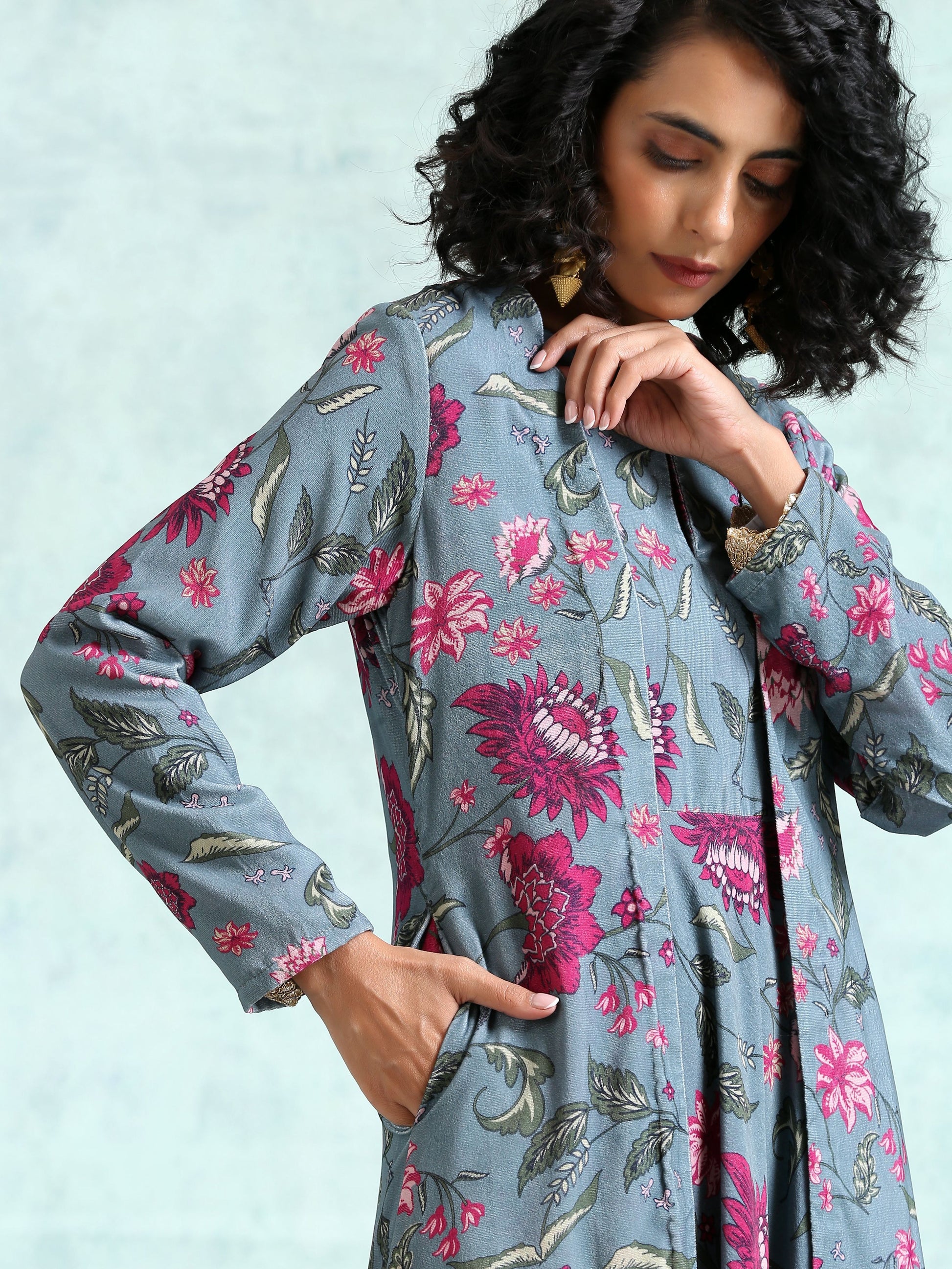 trueBrowns Grey Printed Velvet Overlay Jacket | Swadesiicart