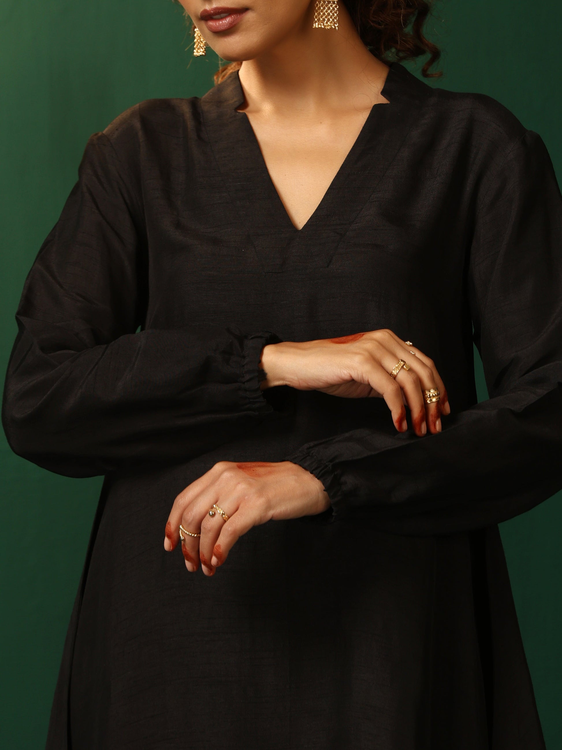 trueBrowns Black Silk Collar Co-ord Set - Swadesiicart