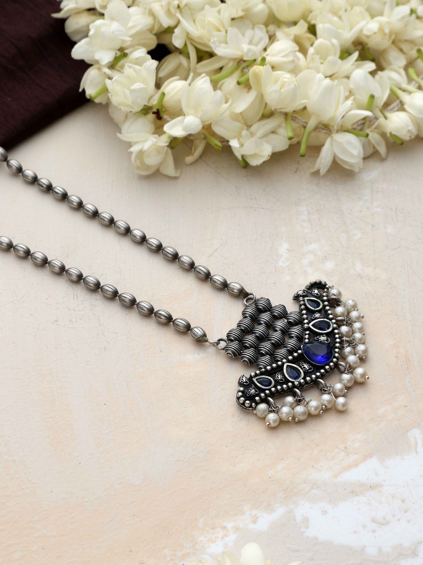trueBrowns Silver Tone Blue Stone Pendant Chain | Swadesiicart