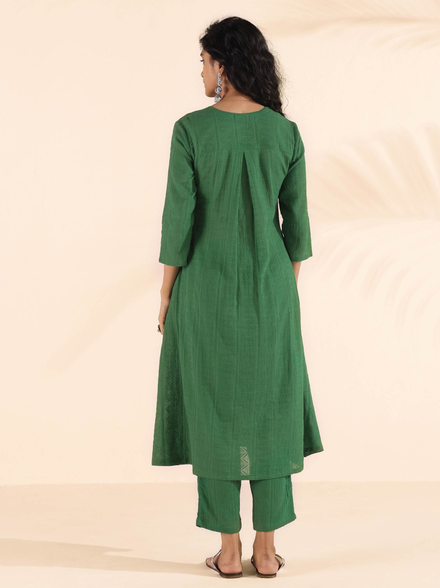 trueBrowns Green Cotton Dobby Kurta Pant Set | Swadesiicart