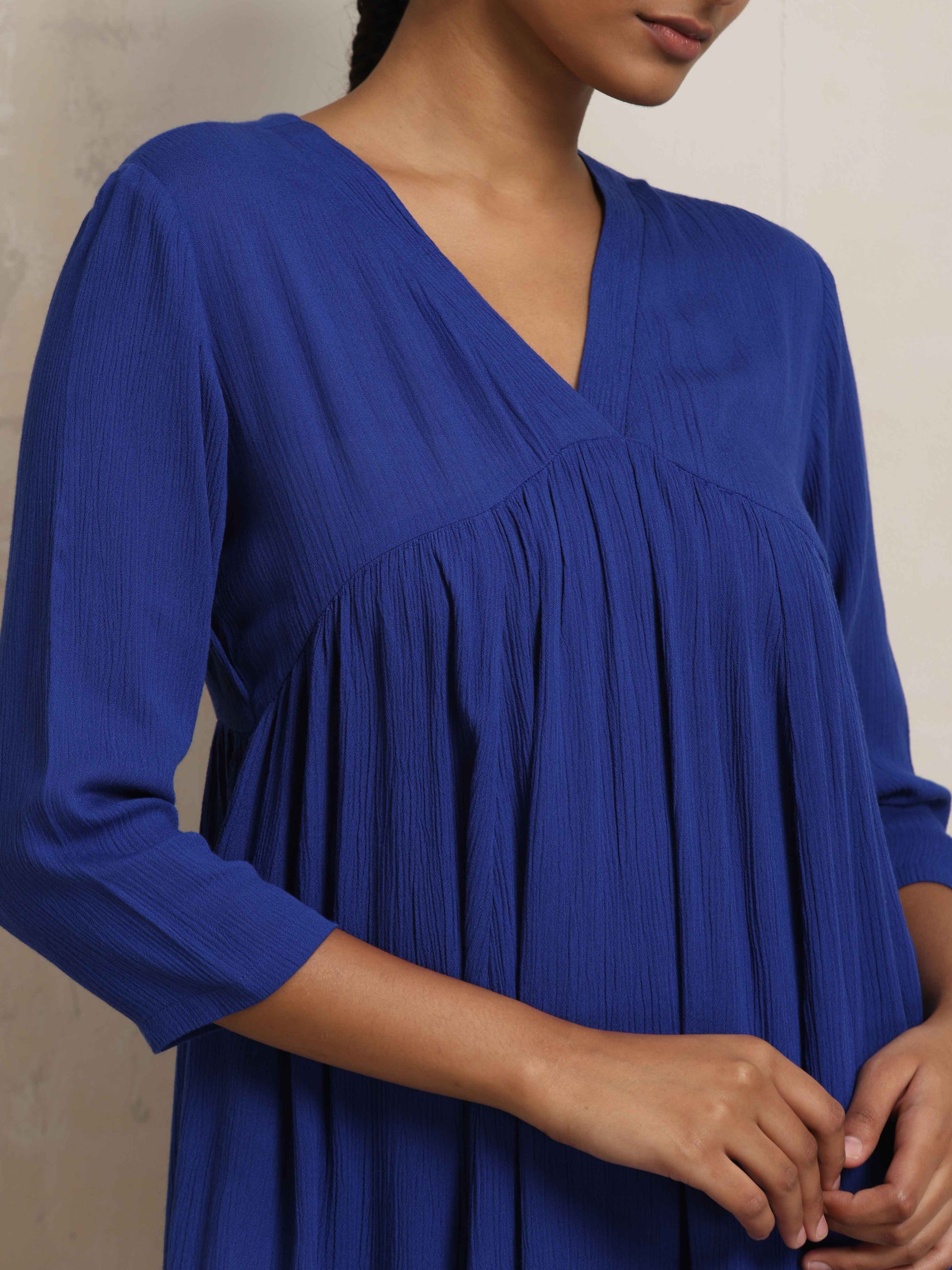 trueBrowns Blue Crinkle Flared Kurta Co-ord Set - Swadesiicart