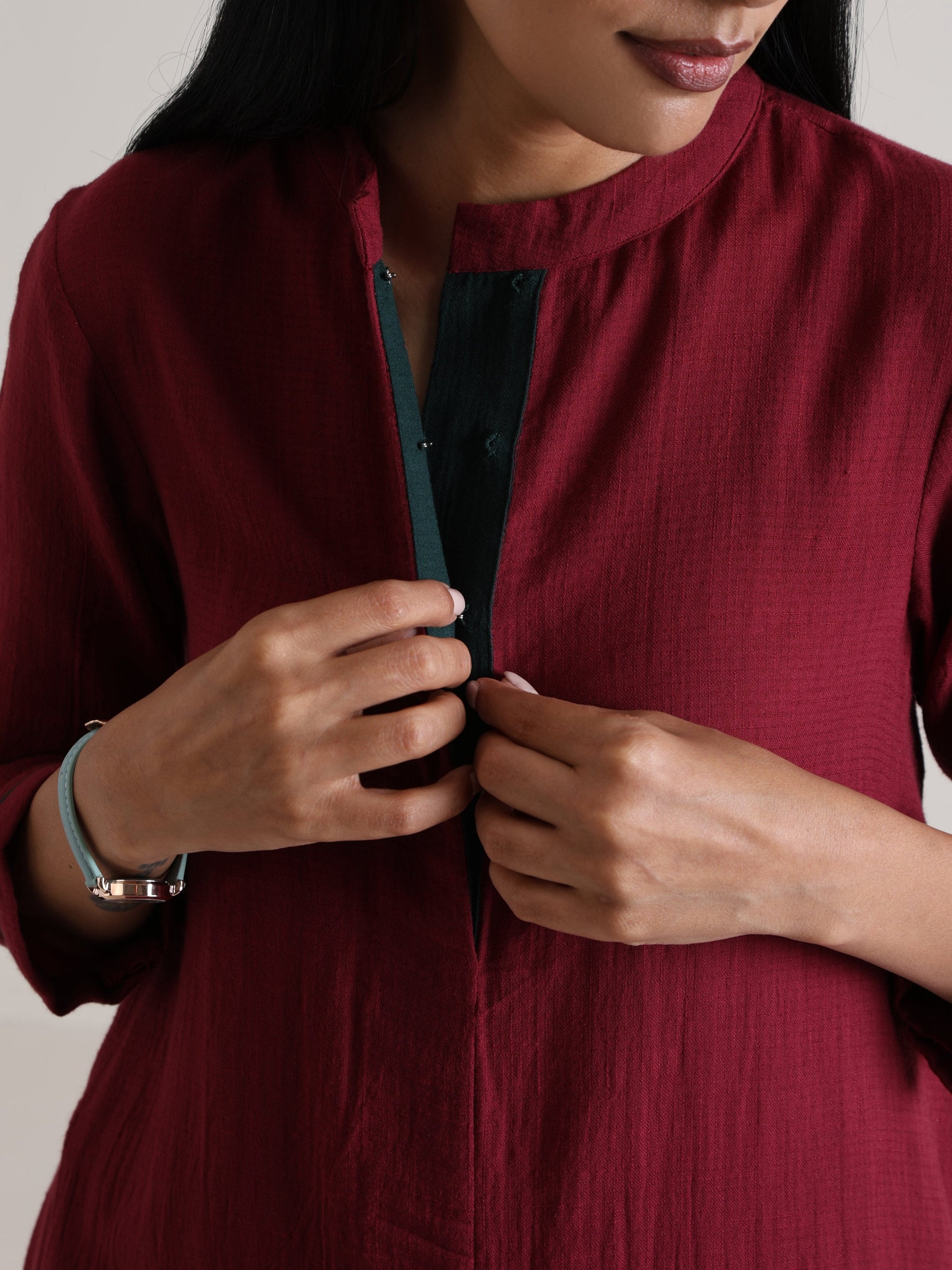 trueBrowns Maroon Placket Kurta Pant Set | Swadesiicart