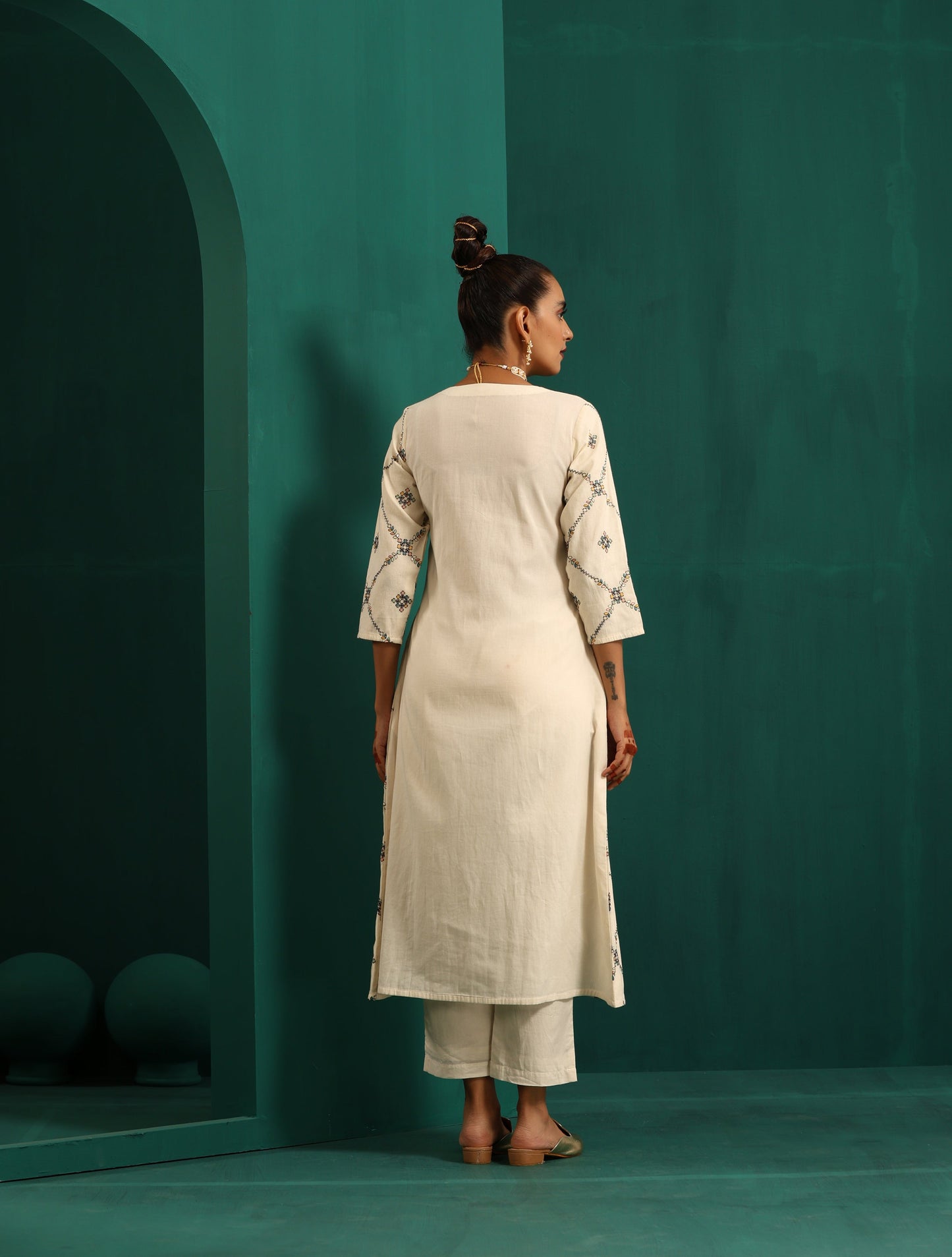 trueBrowns Ivory Rhombus Cotton Angrakha Kurta Pant Set | Swadesiicart