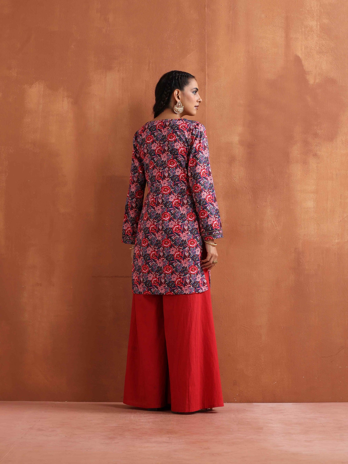 trueBrowns Pink Print Sharara Set | Swadesiicart