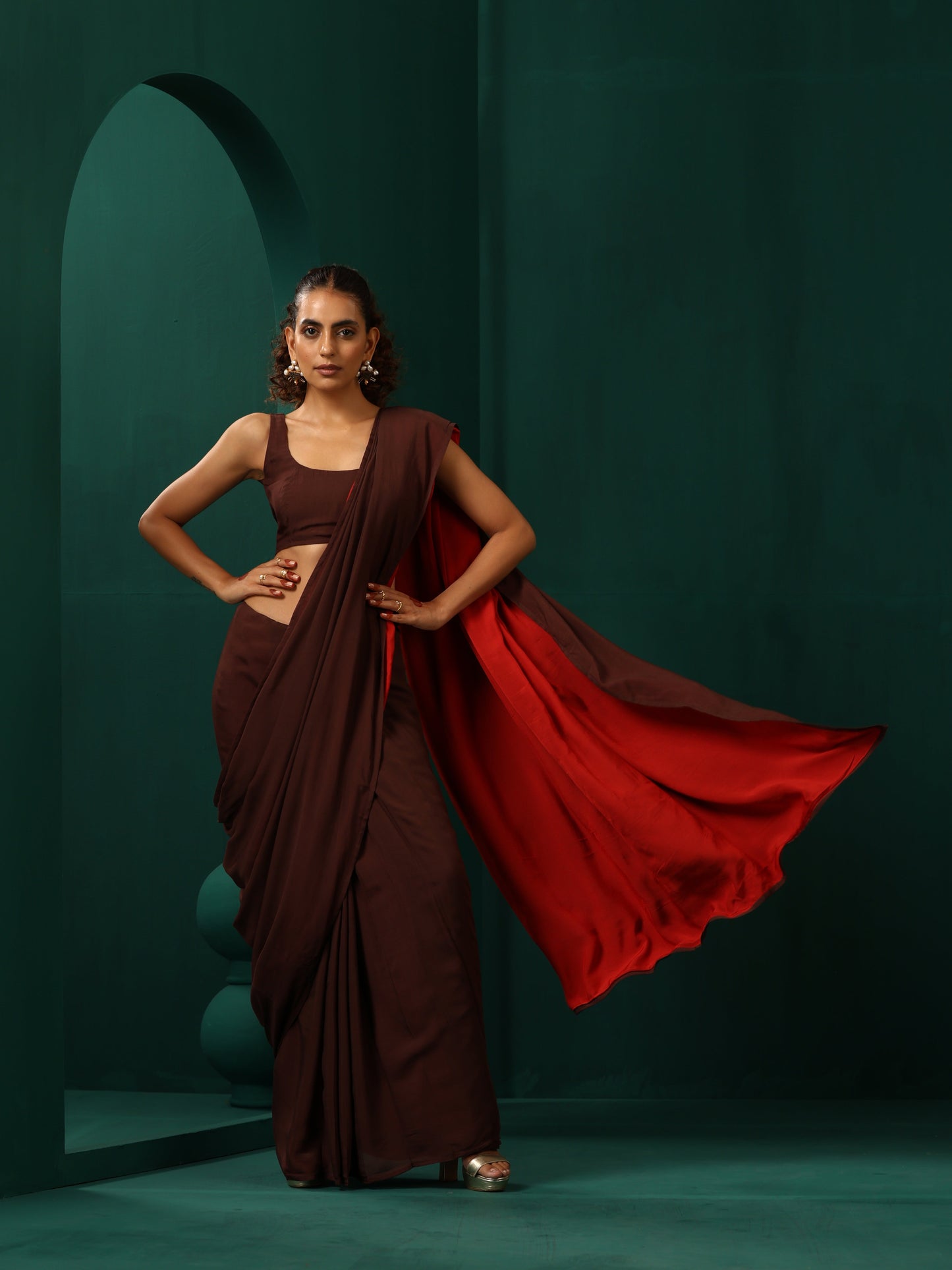 trueBrowns Cola Muslin Silk Scoop Neck Sleeveless Blouse | Swadesiicart